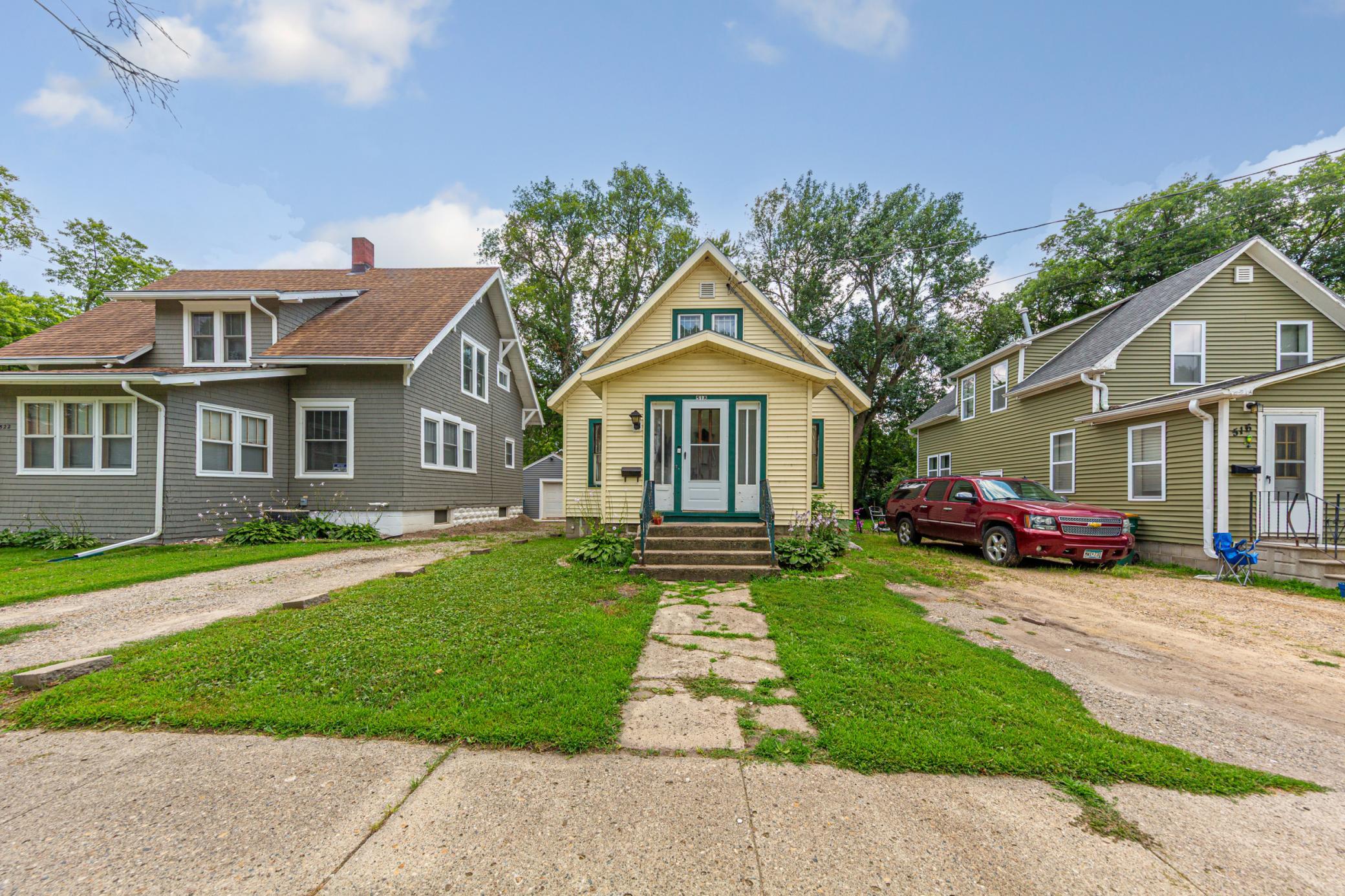 518 E 5th Street Property Photo 2