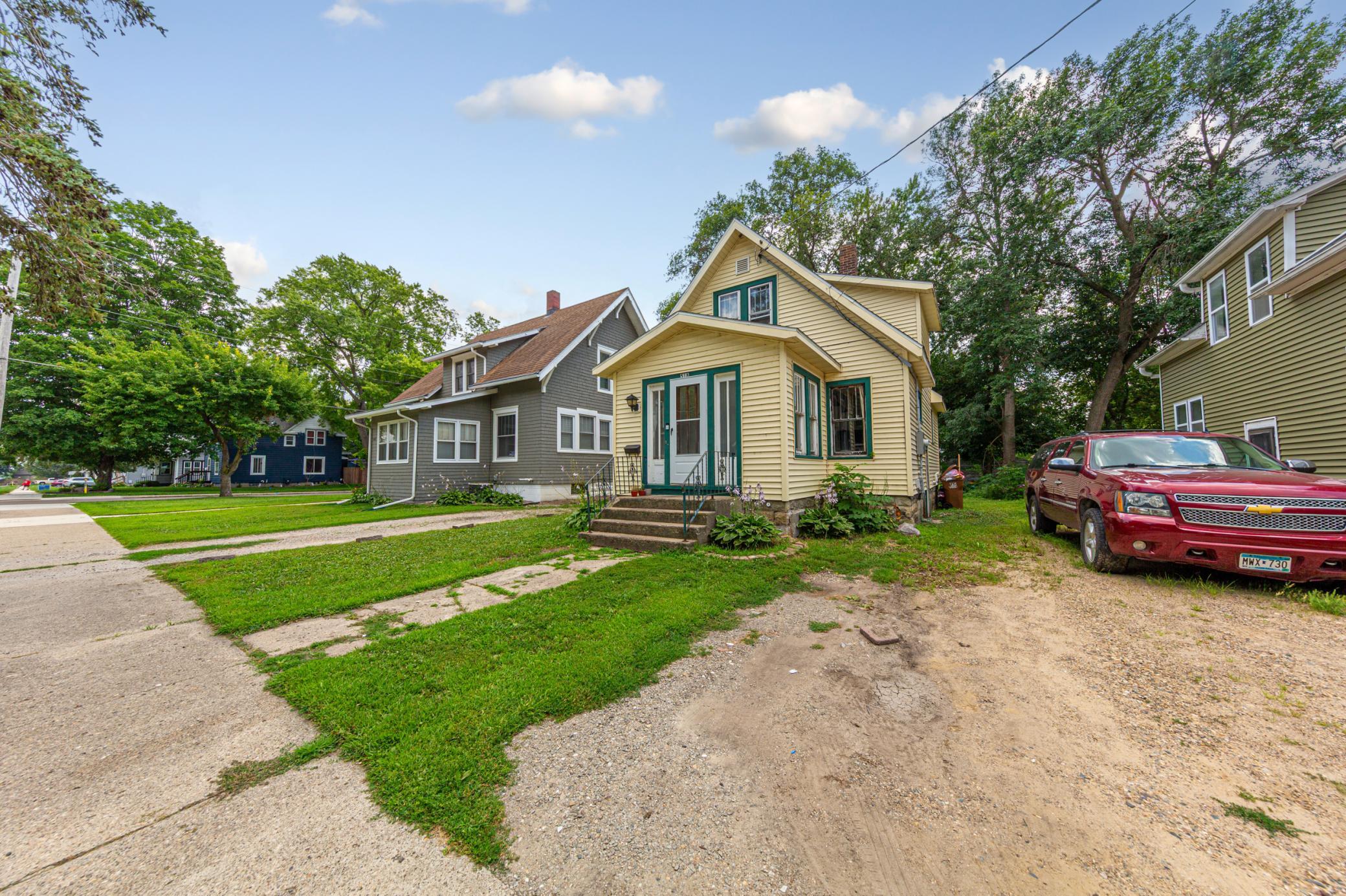 518 E 5th Street Property Photo 4