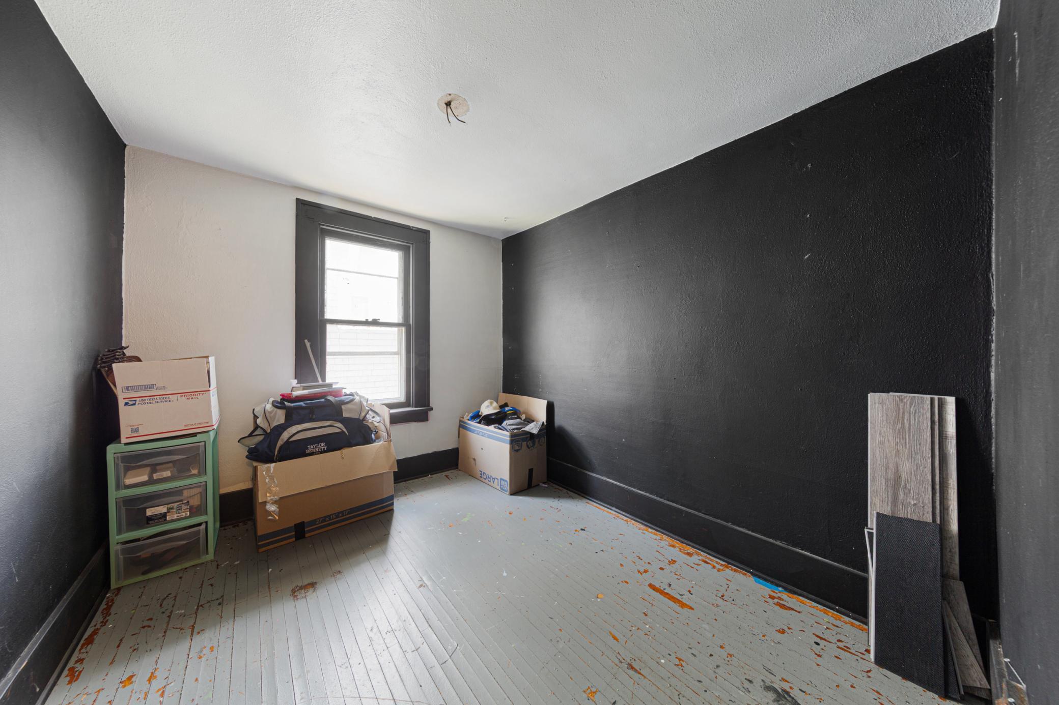 518 E 5th Street Property Photo 19