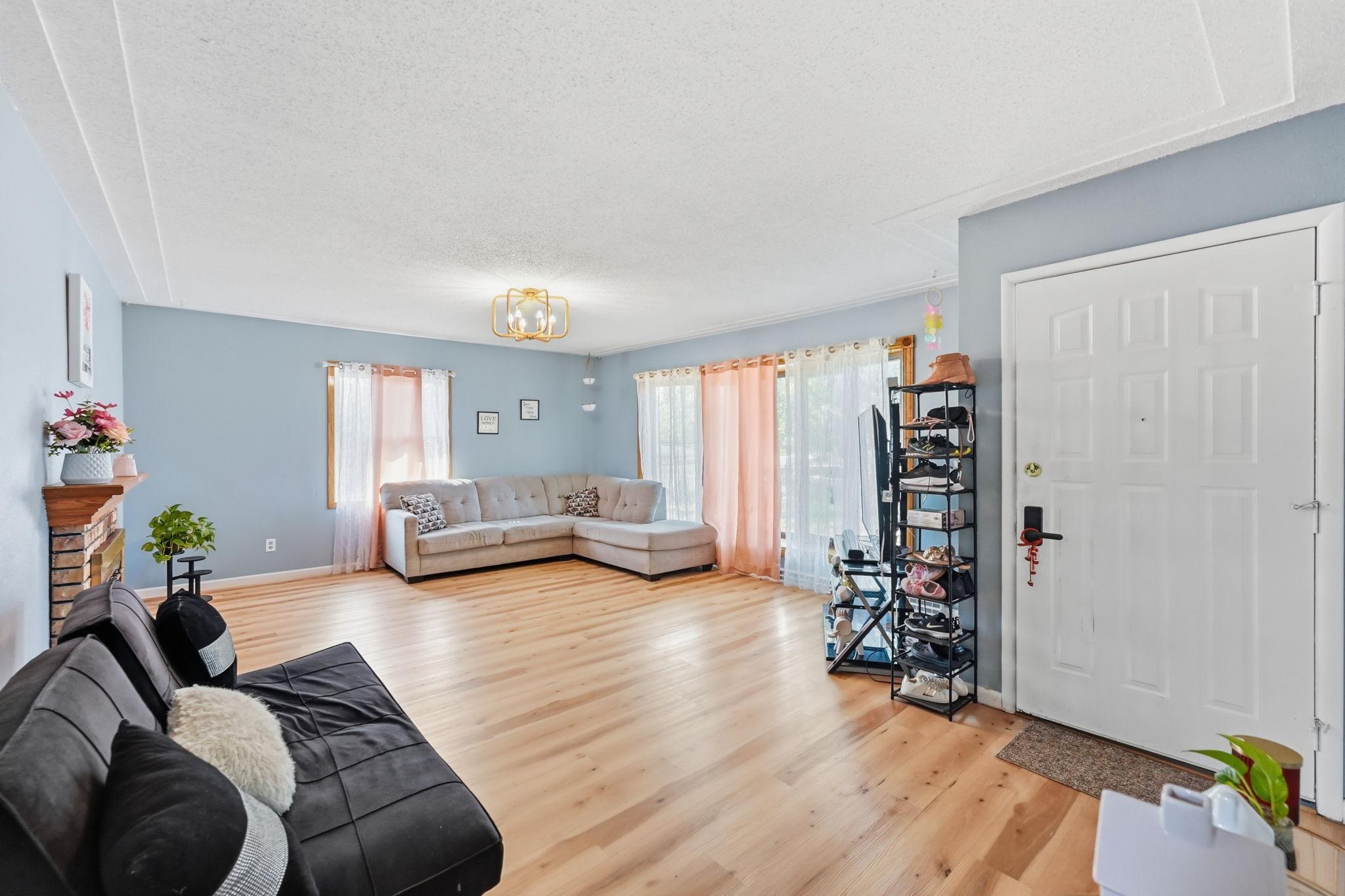 1204 Whitney Drive Property Photo 4
