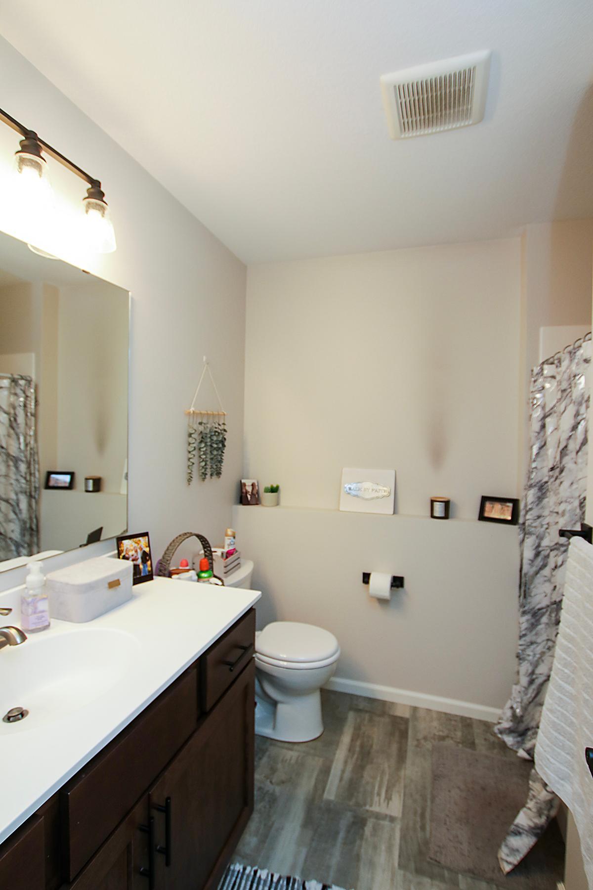 1709 Maple Leaf Lane Property Photo 13