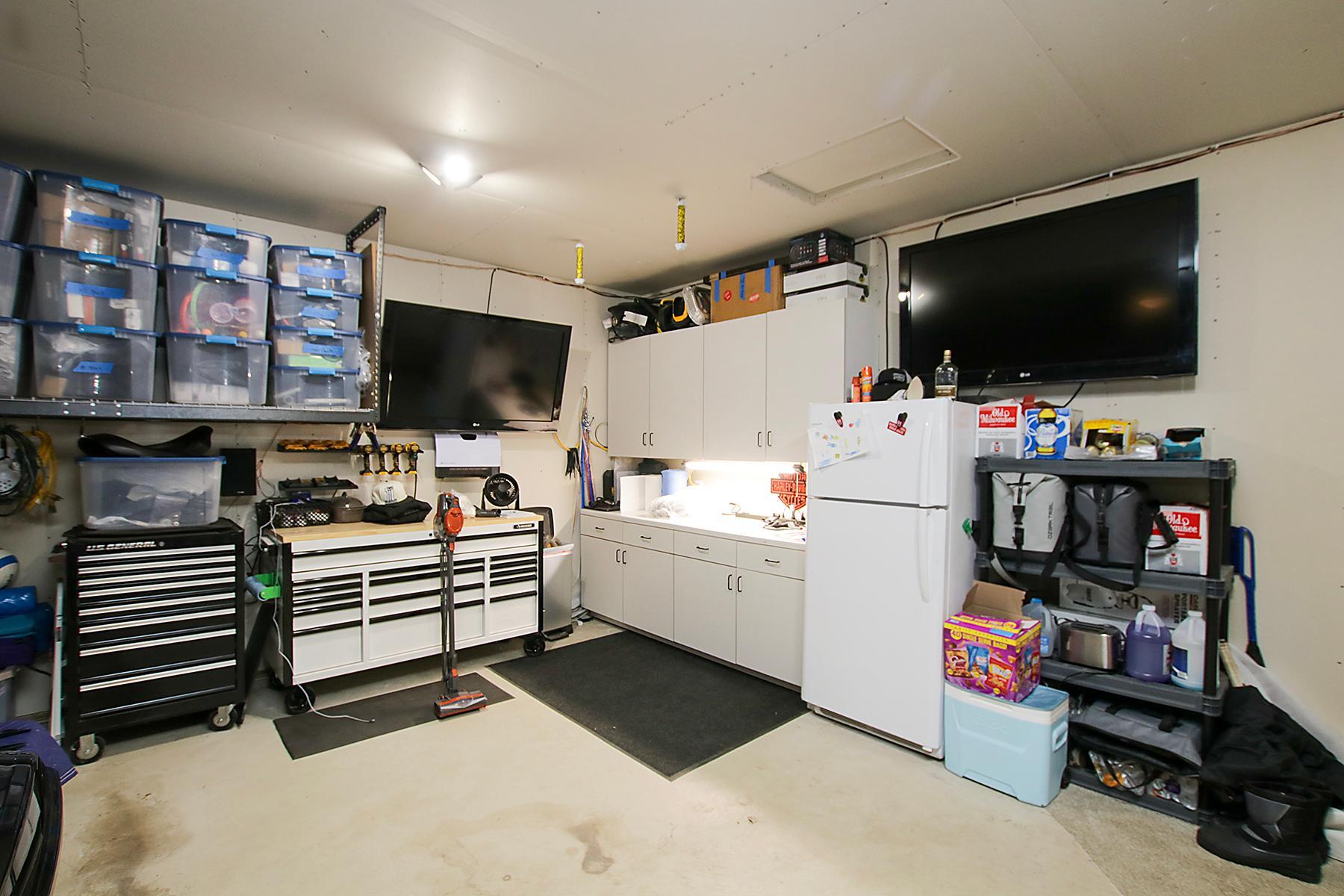 1709 Maple Leaf Lane Property Photo 15