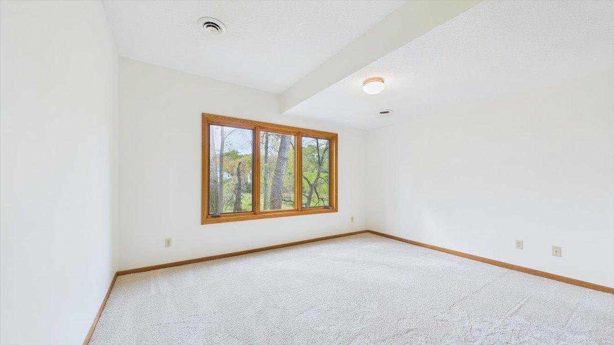 16407 Grenwich Terrace Property Photo 42
