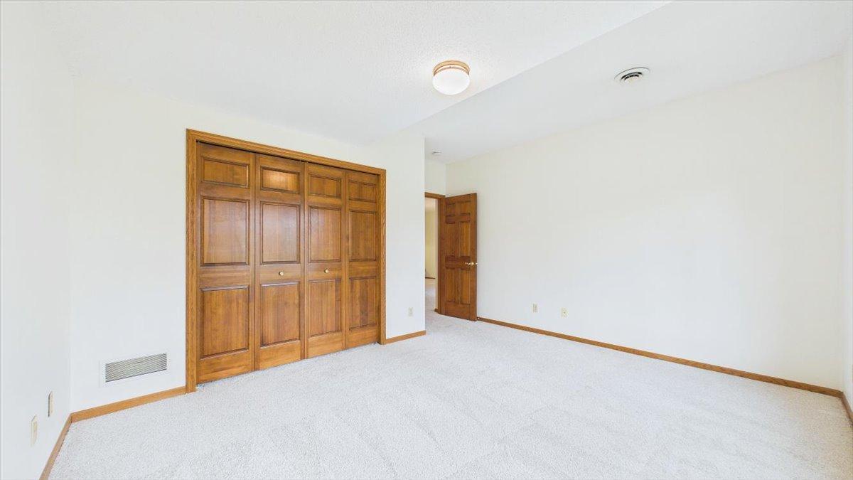 16407 Grenwich Terrace Property Photo 43
