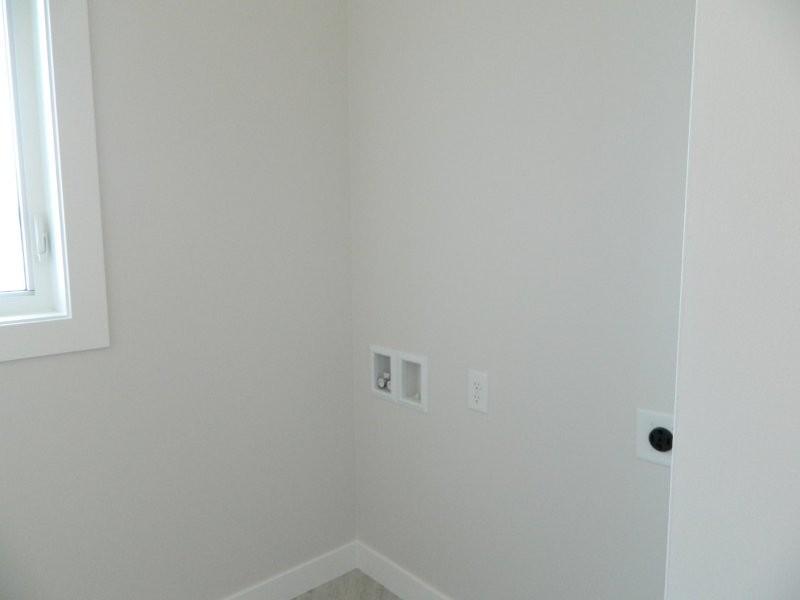 902 23rd St Circle Ne Property Photo 17