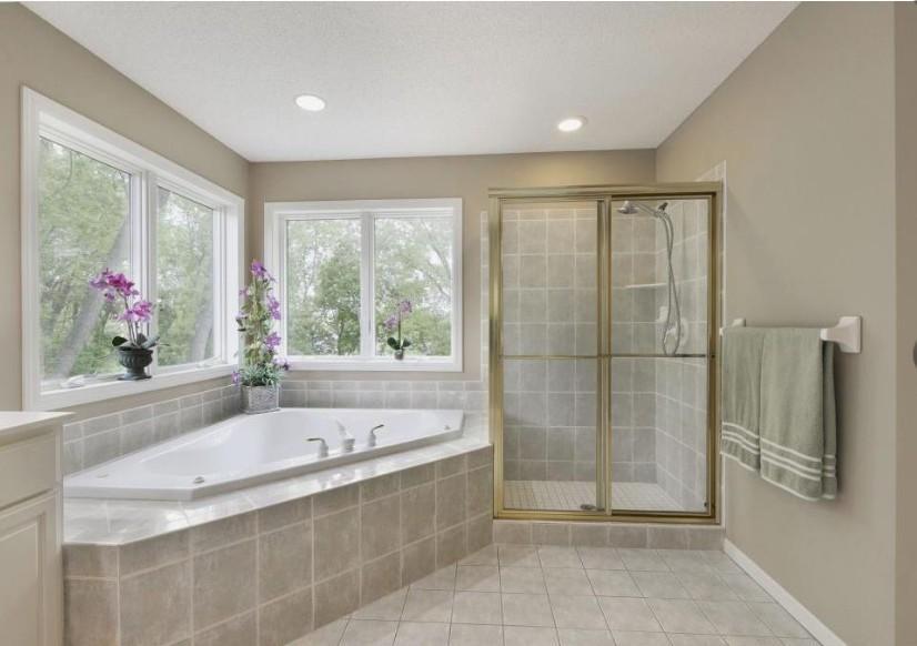 8217 W 93rd Street Circle Property Photo 21