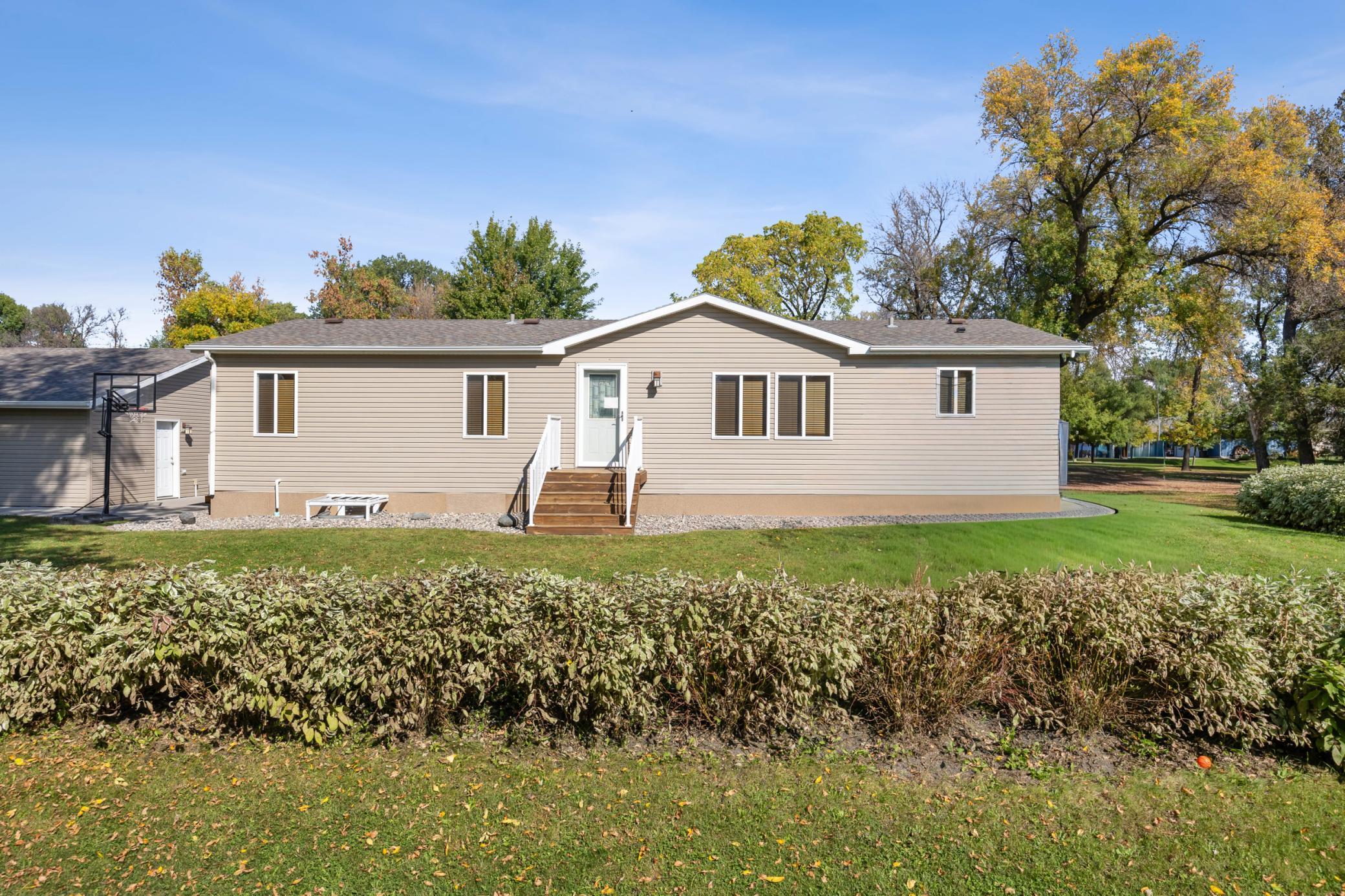 102 3rd Street Property Photo 1