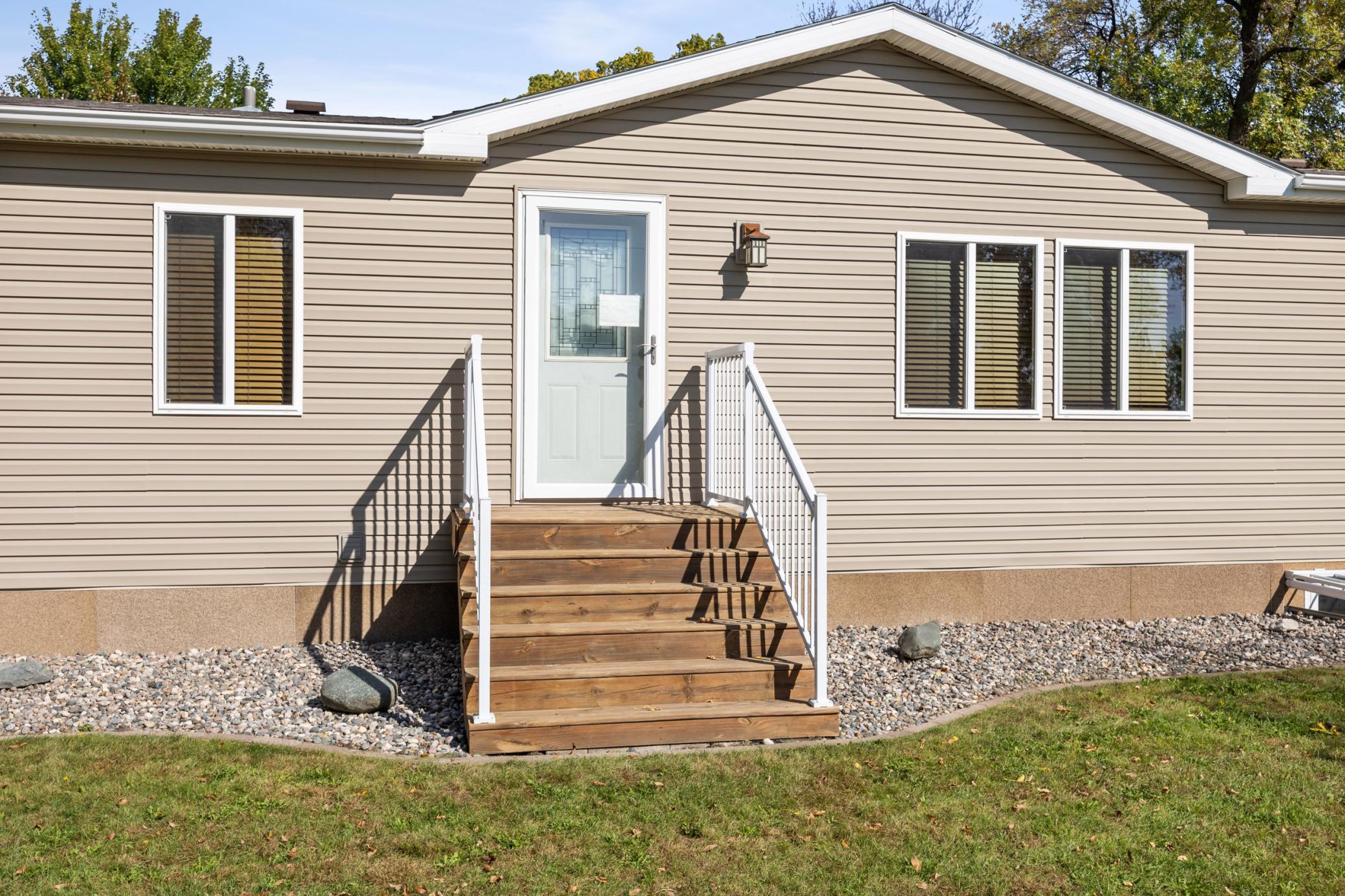 102 3rd Street Property Photo 3