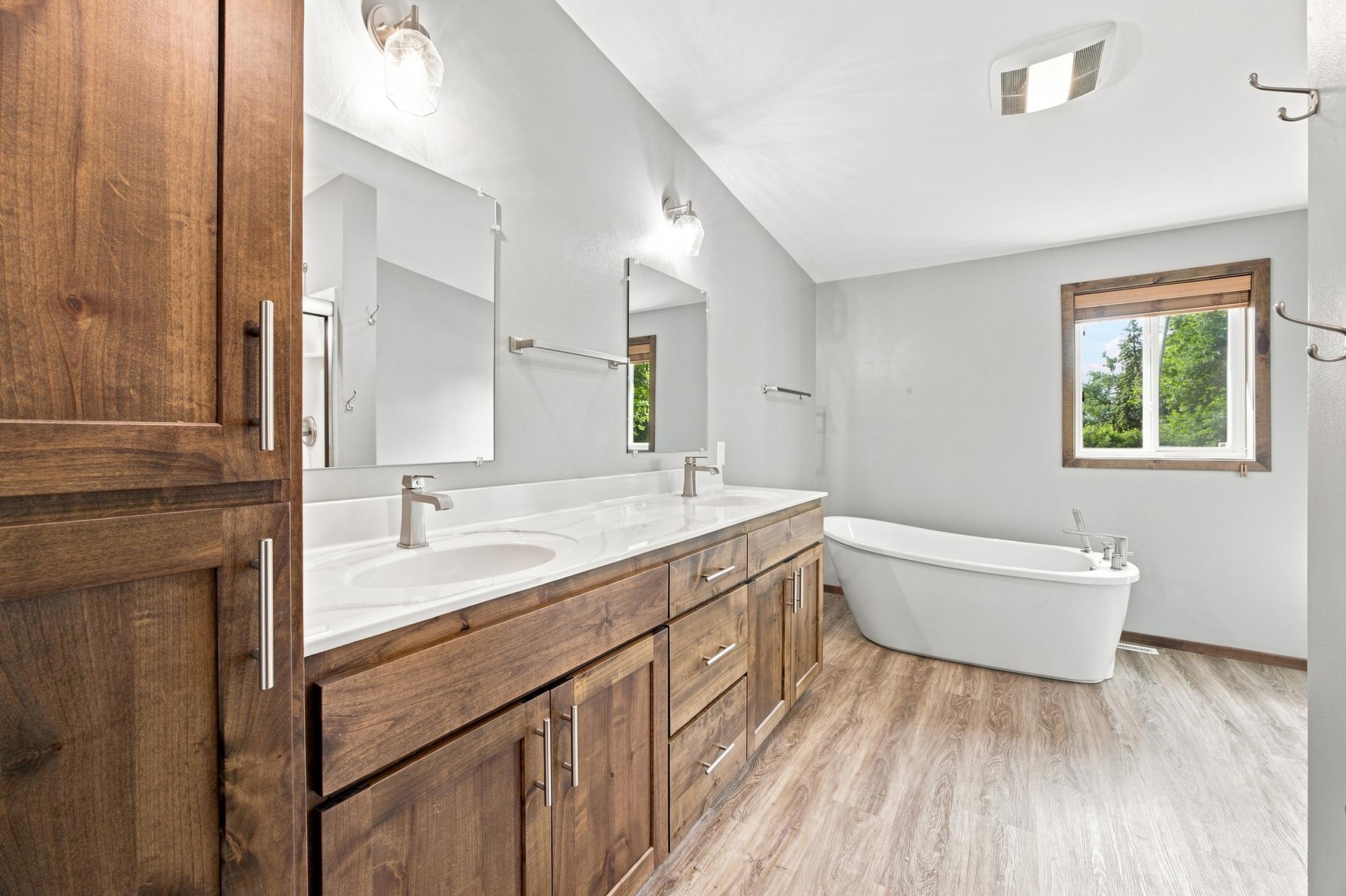102 3rd Street Property Photo 15