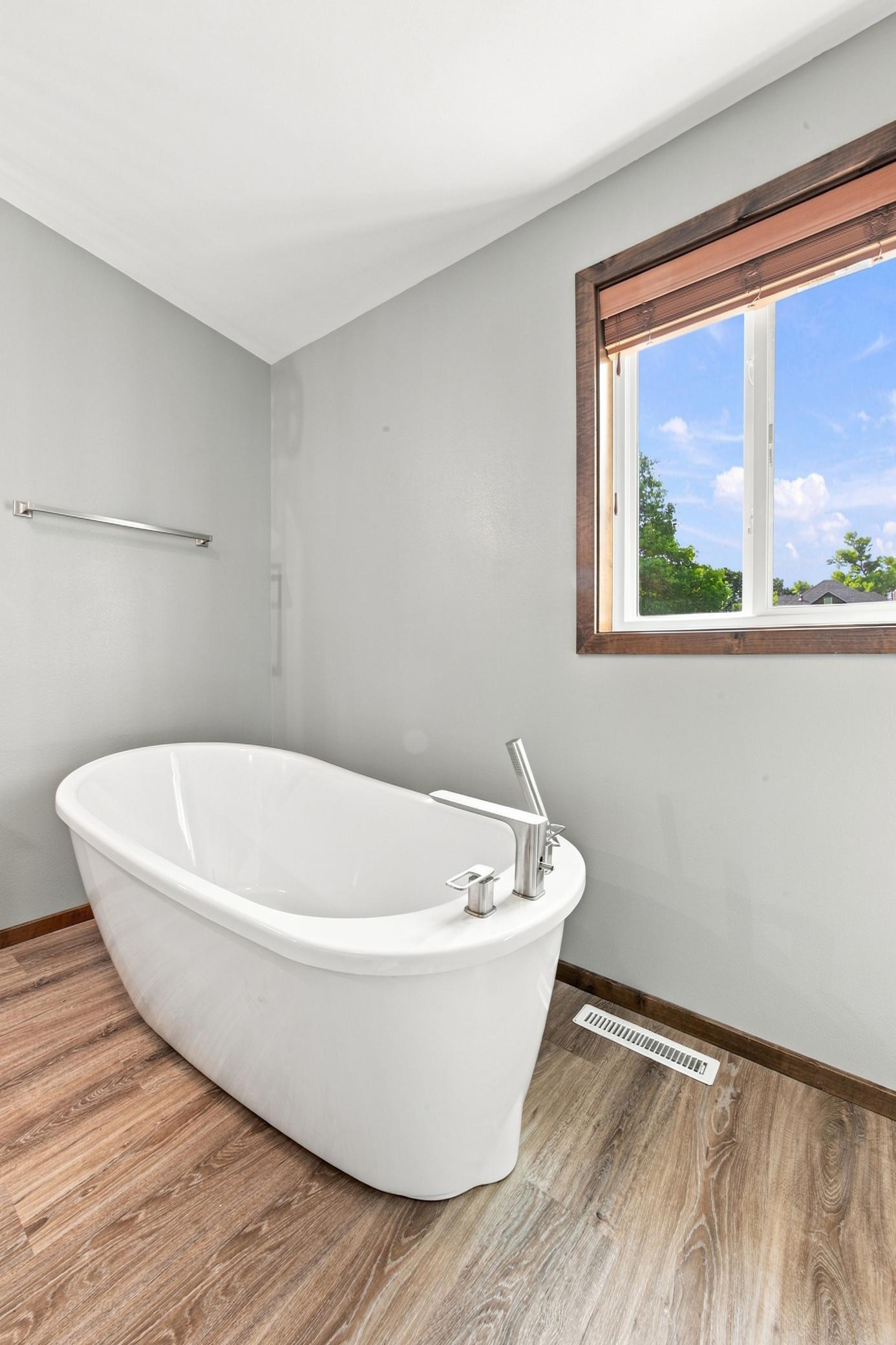 102 3rd Street Property Photo 17