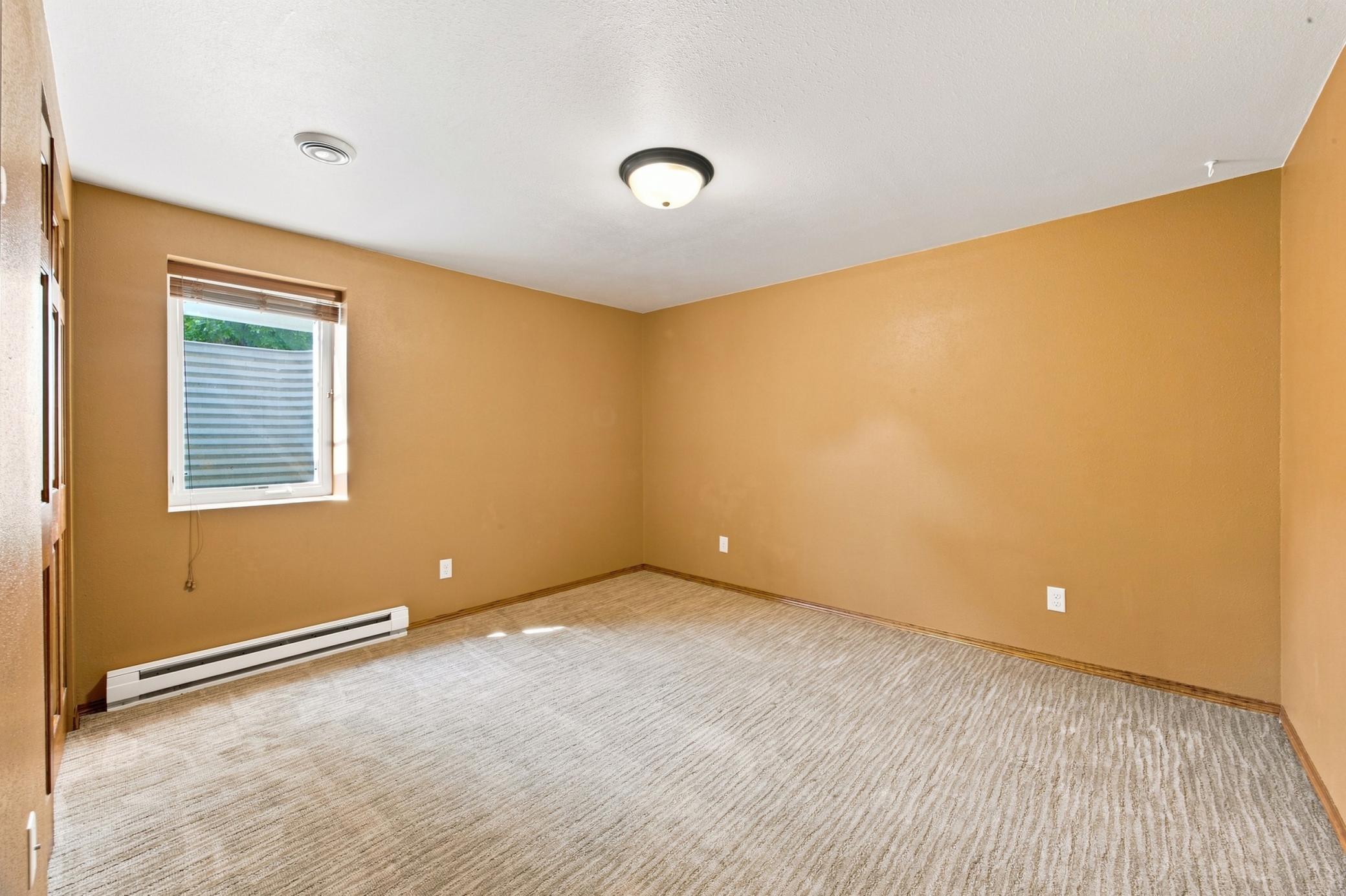 102 3rd Street Property Photo 27