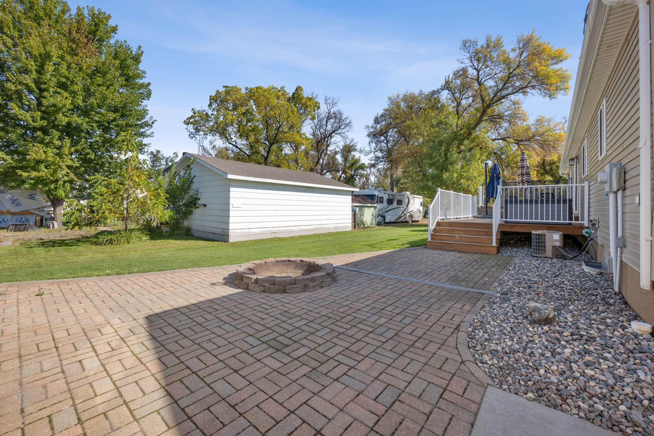 102 3rd Street Property Photo 37