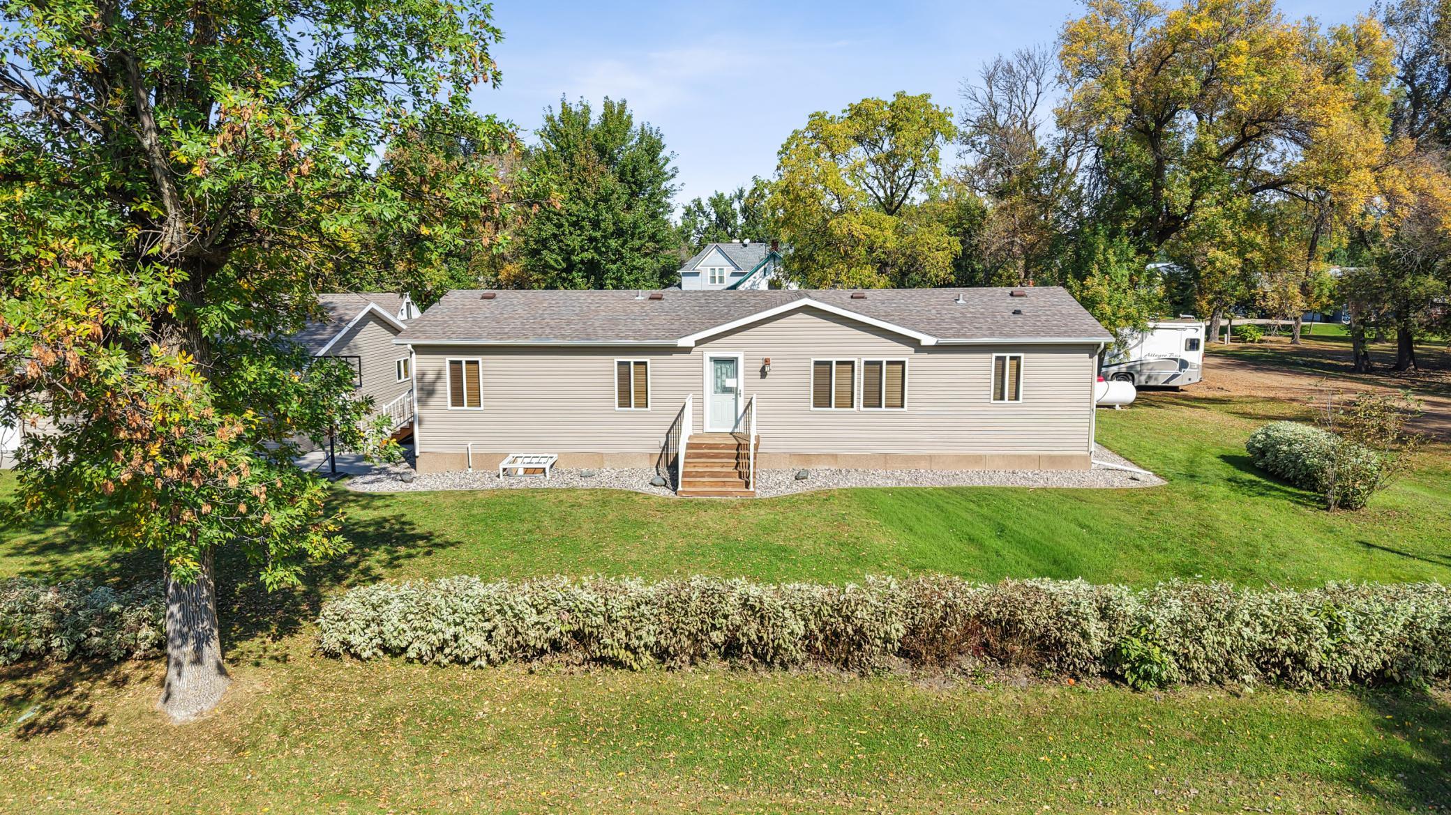 102 3rd Street Property Photo 39