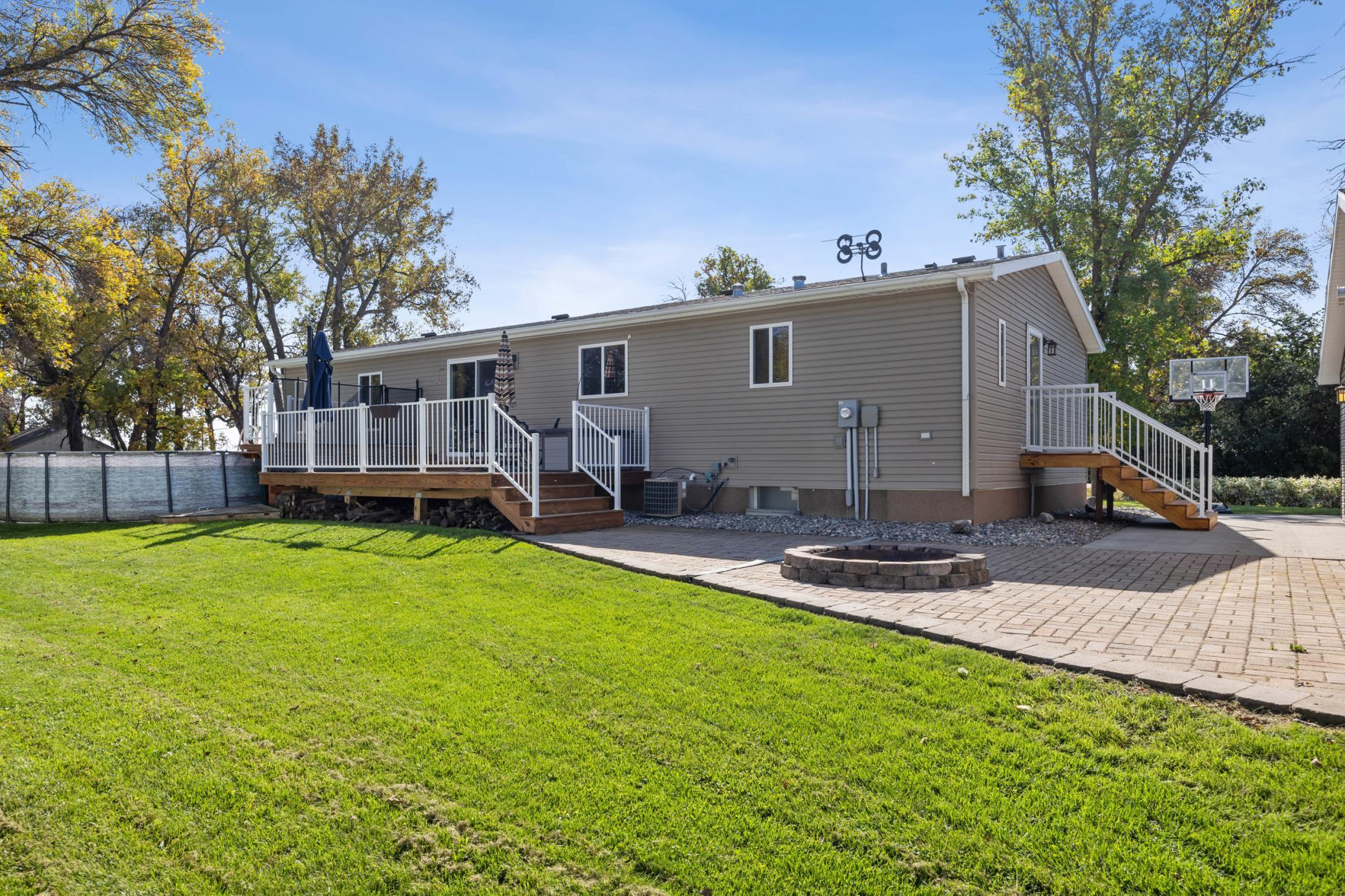 102 3rd Street Property Photo 40