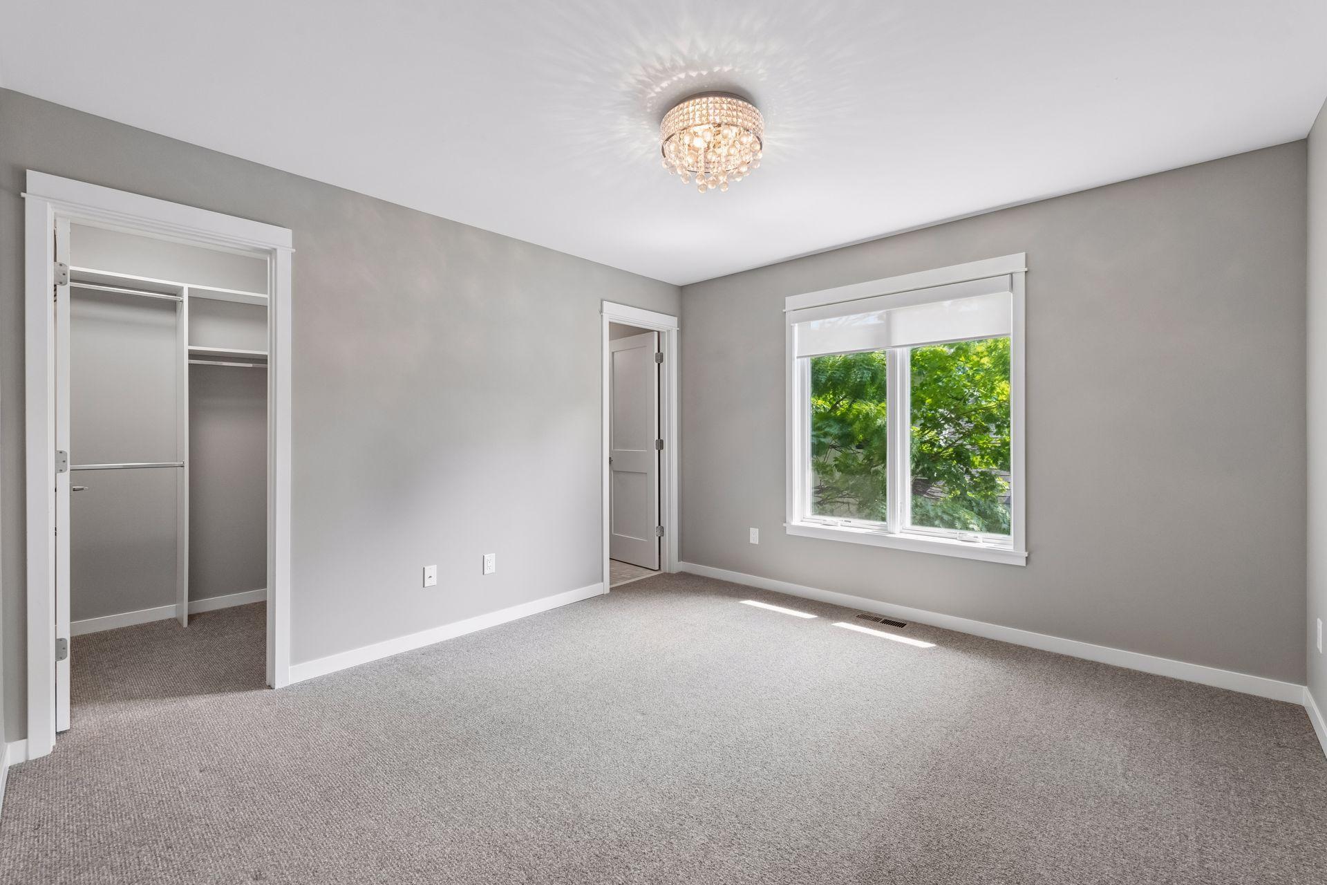 633 Park Street E Property Photo 21