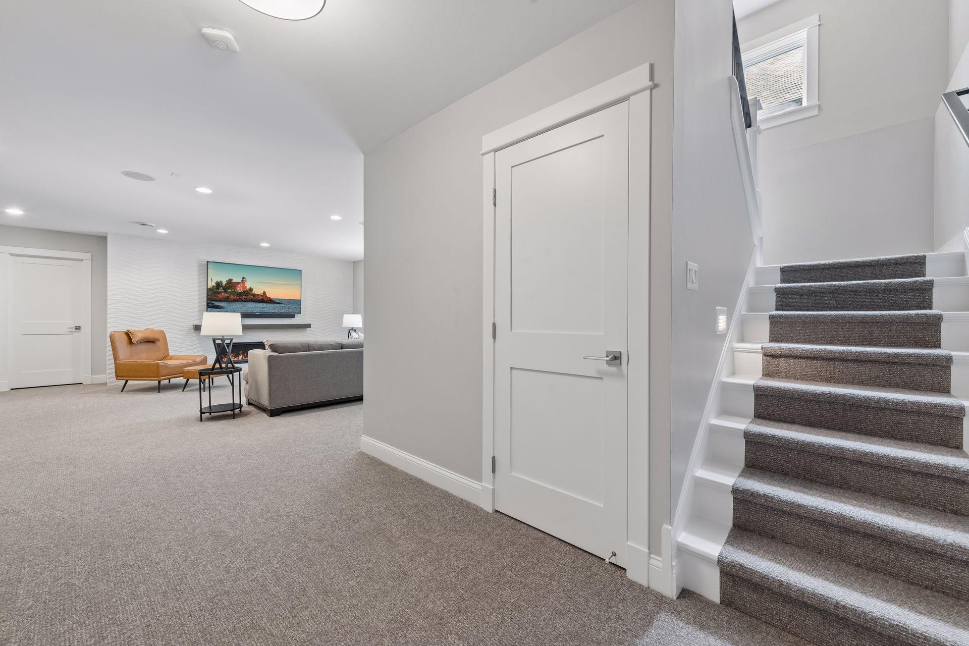633 Park Street E Property Photo 28
