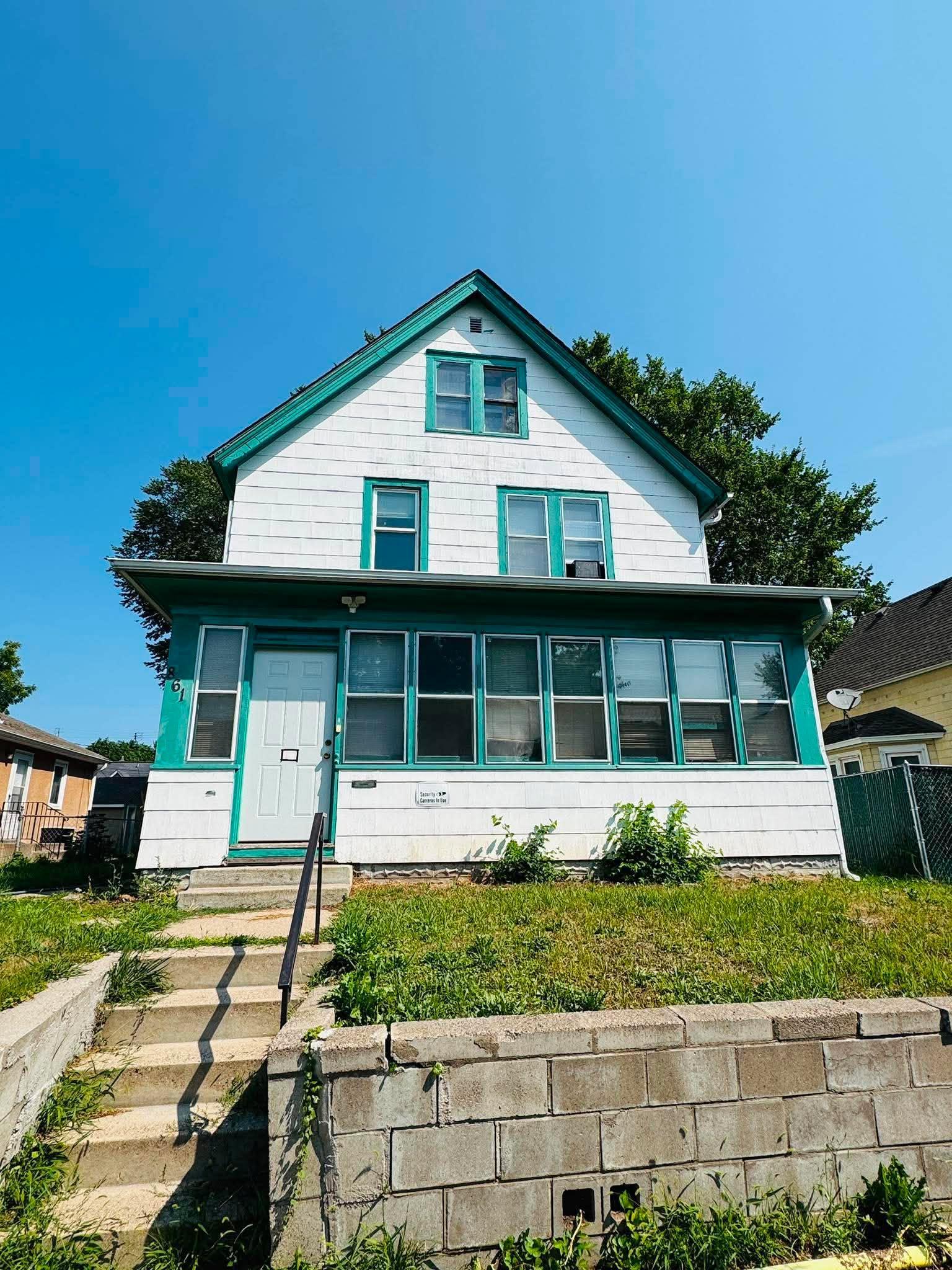 861 Cook Avenue E Property Photo 1