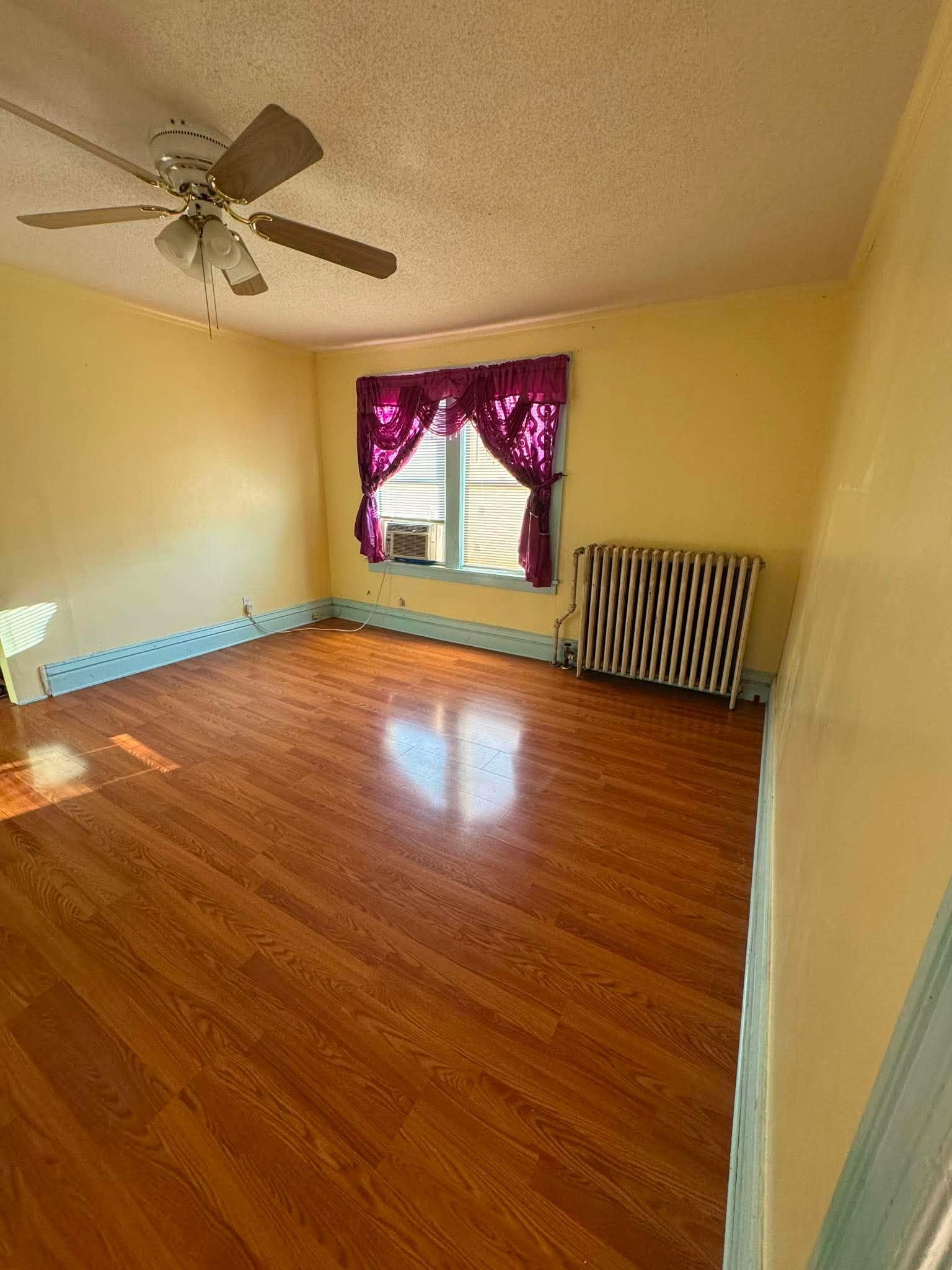 861 Cook Avenue E Property Photo 8