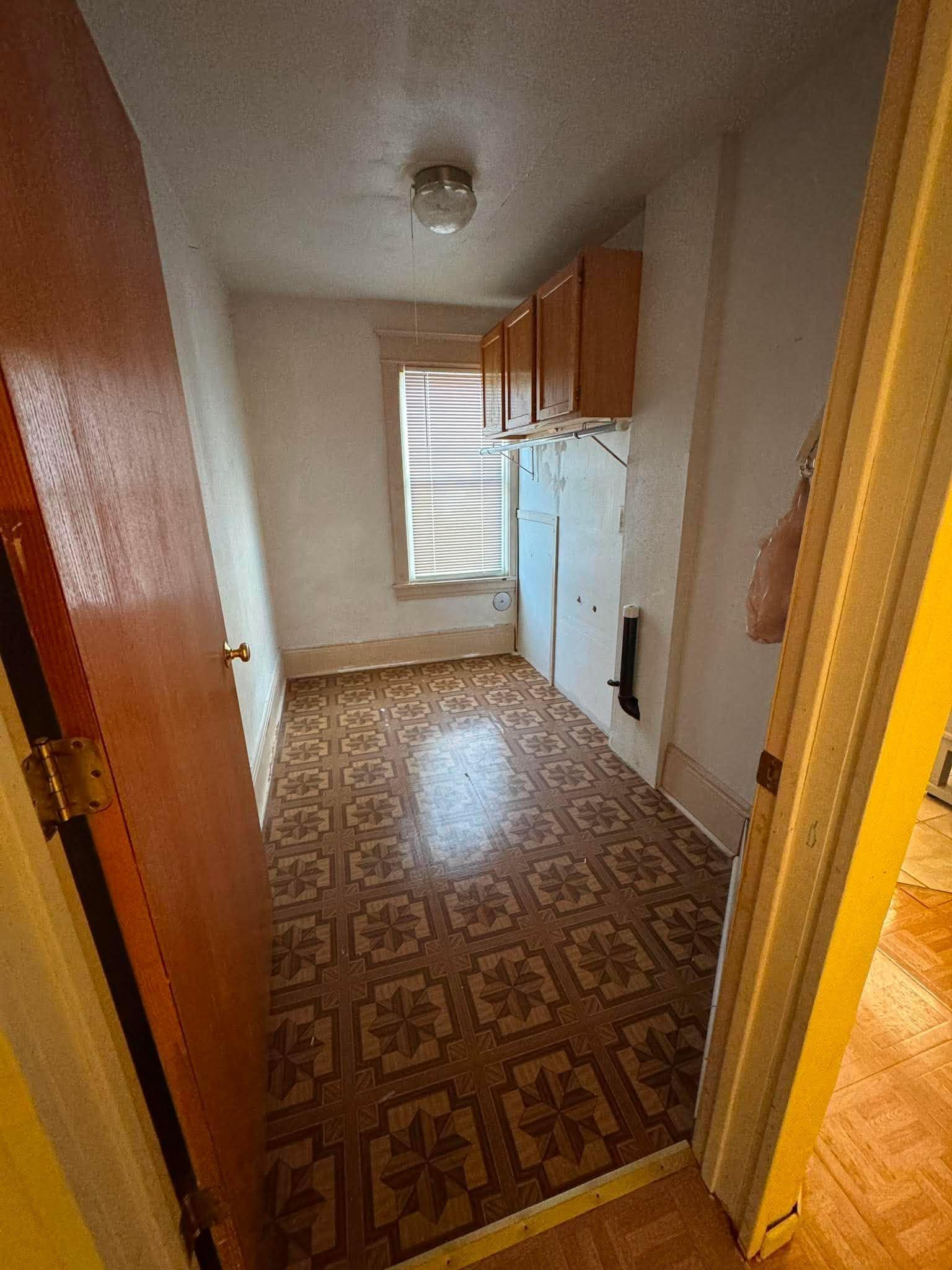 861 Cook Avenue E Property Photo 13
