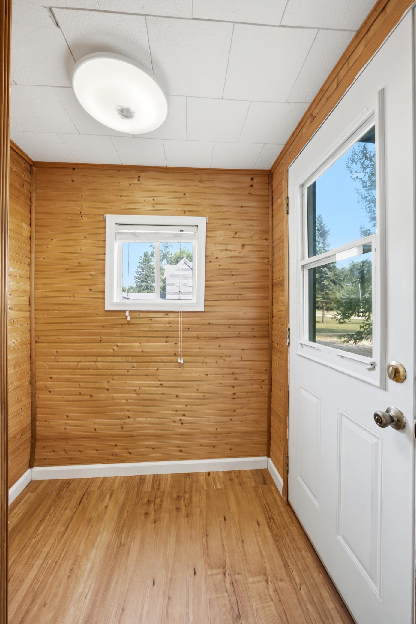 295 9th Avenue Property Photo 4