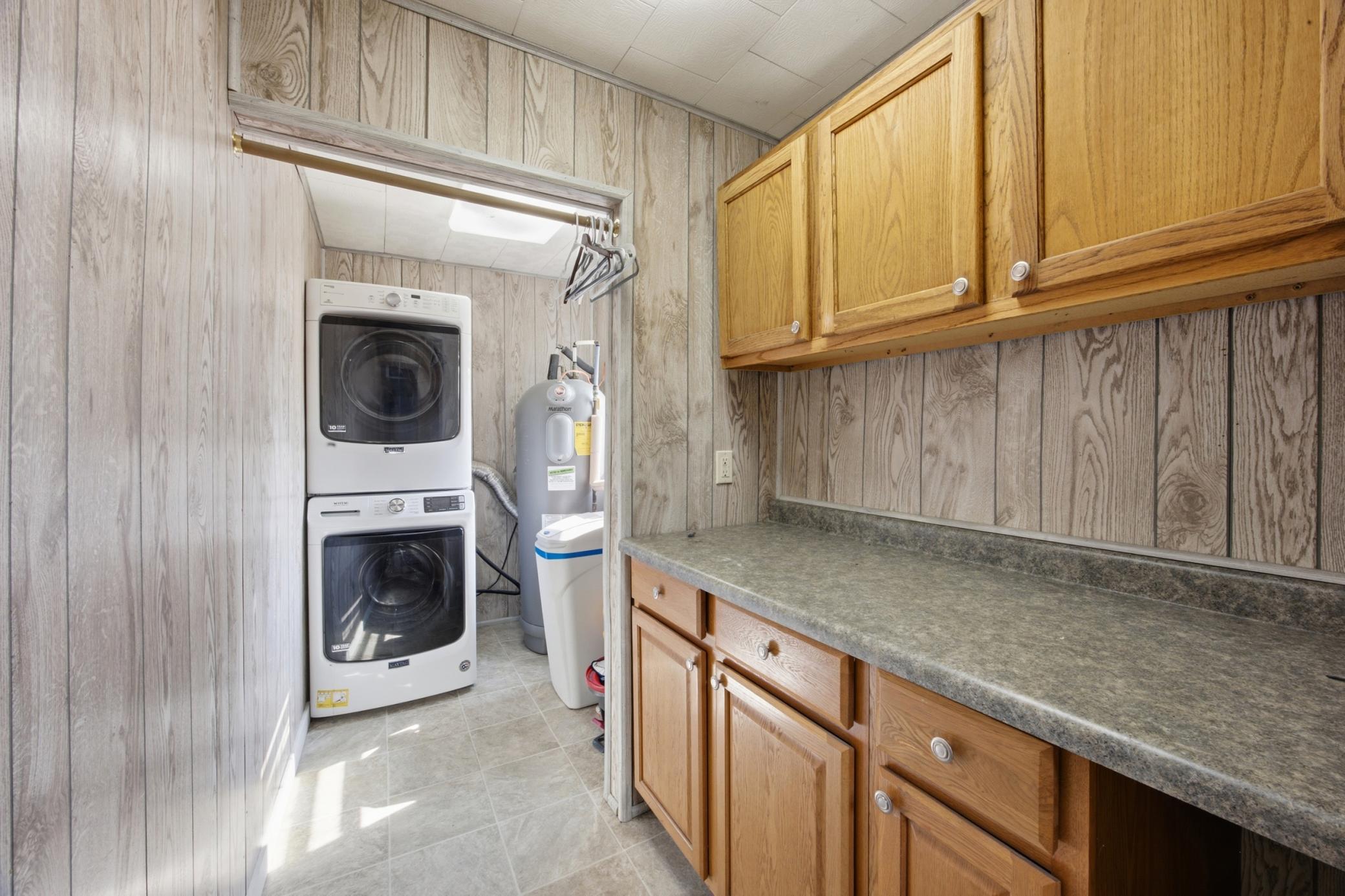 295 9th Avenue Property Photo 14