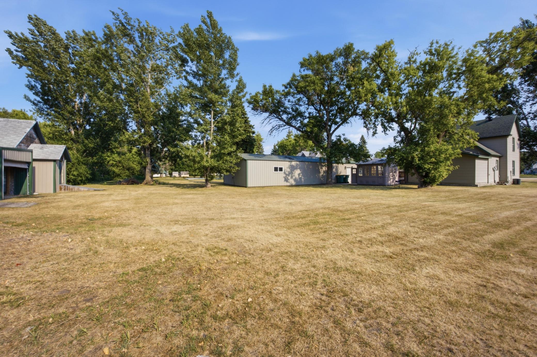 295 9th Avenue Property Photo 27