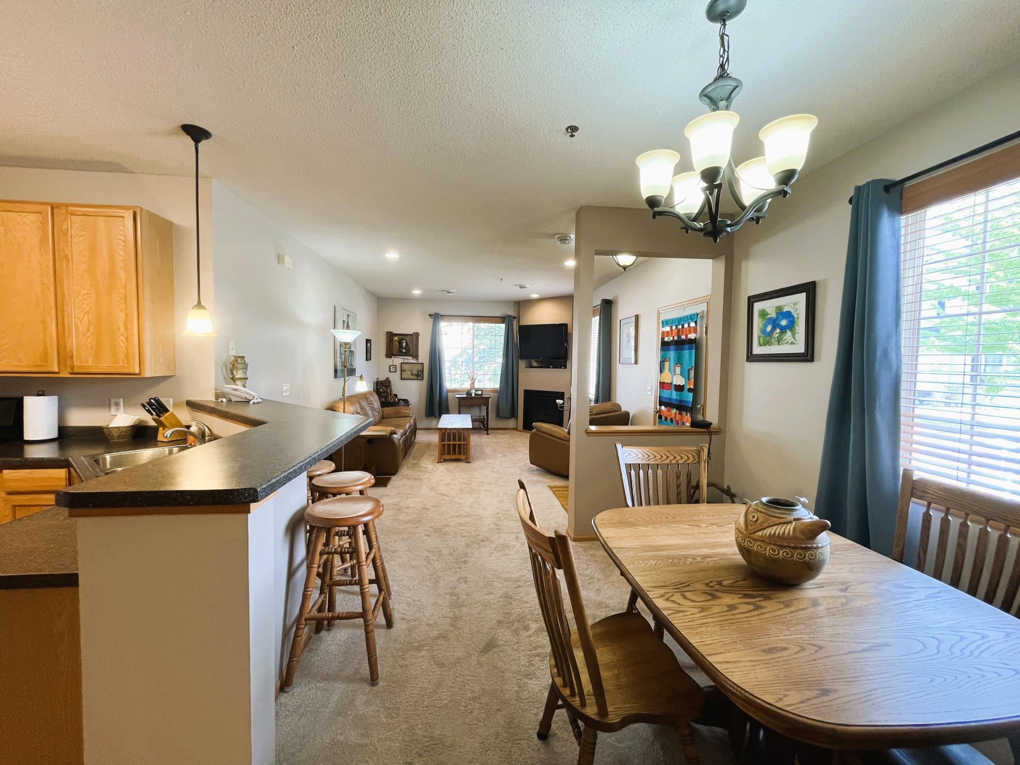 2861 Agate Place Nw Property Photo 2