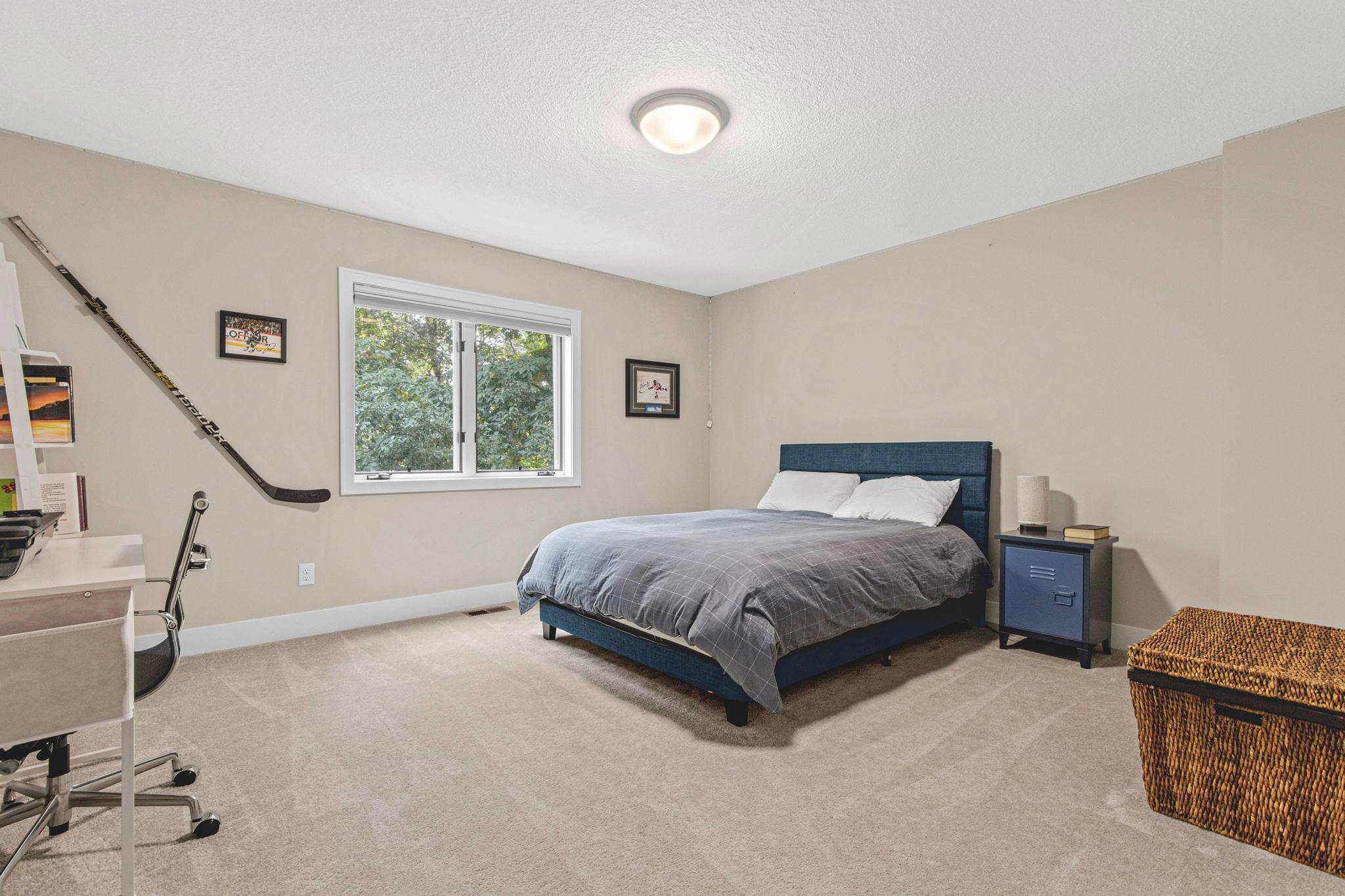 7036 Crowne Oak Road Property Photo 30