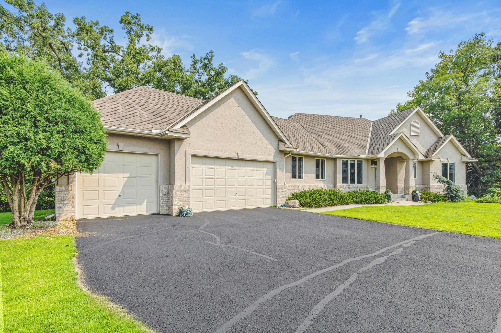 7036 Crowne Oak Road Property Photo 38
