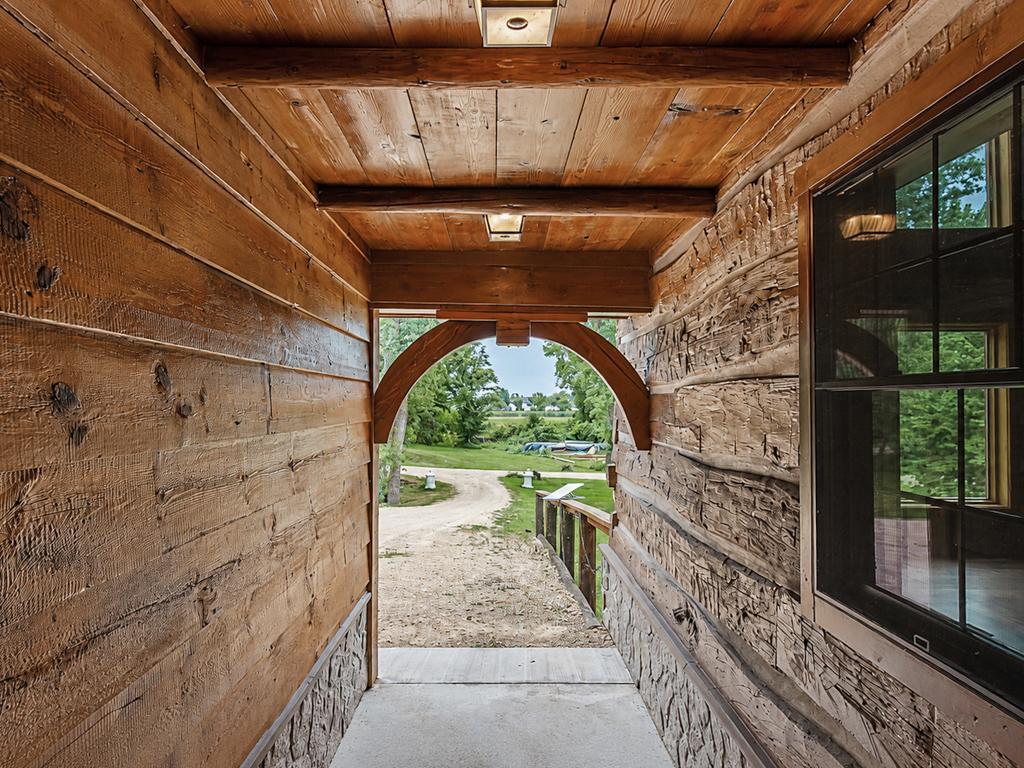 1103 Terrasol Lane Property Photo 4