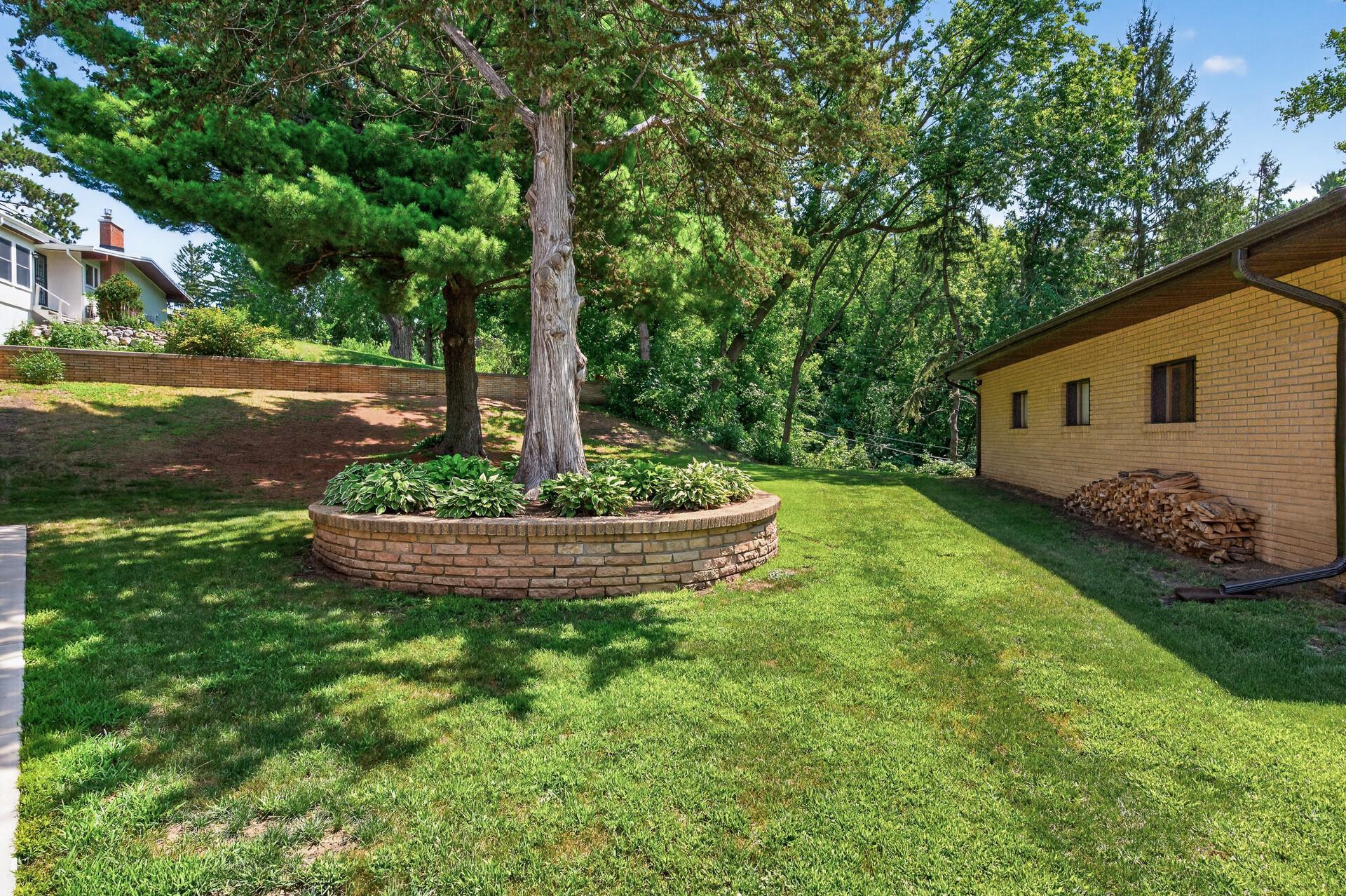 1472 Bridgeview Avenue Property Photo 16