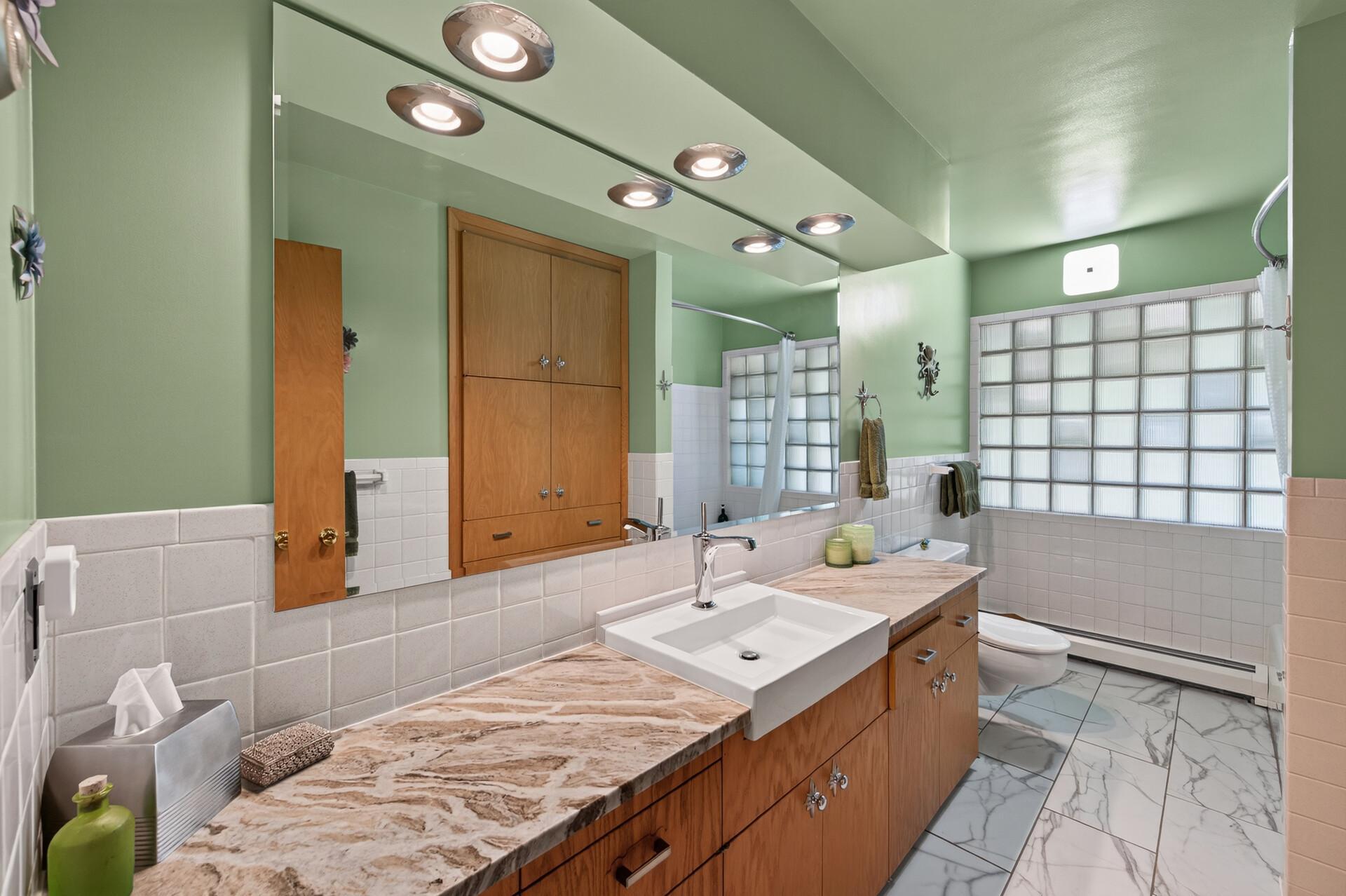 1472 Bridgeview Avenue Property Photo 45