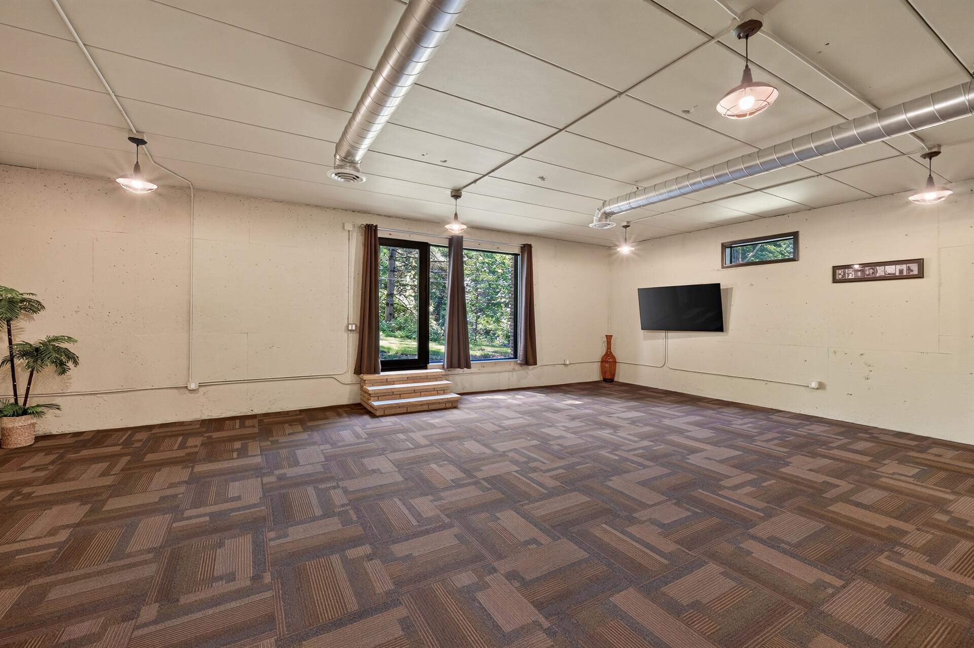 1472 Bridgeview Avenue Property Photo 76