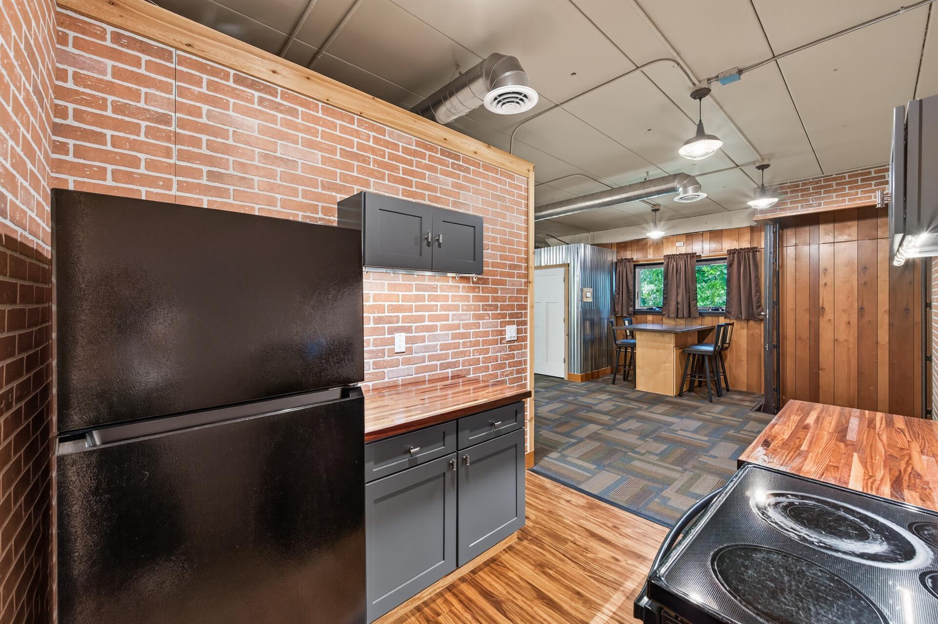 1472 Bridgeview Avenue Property Photo 81
