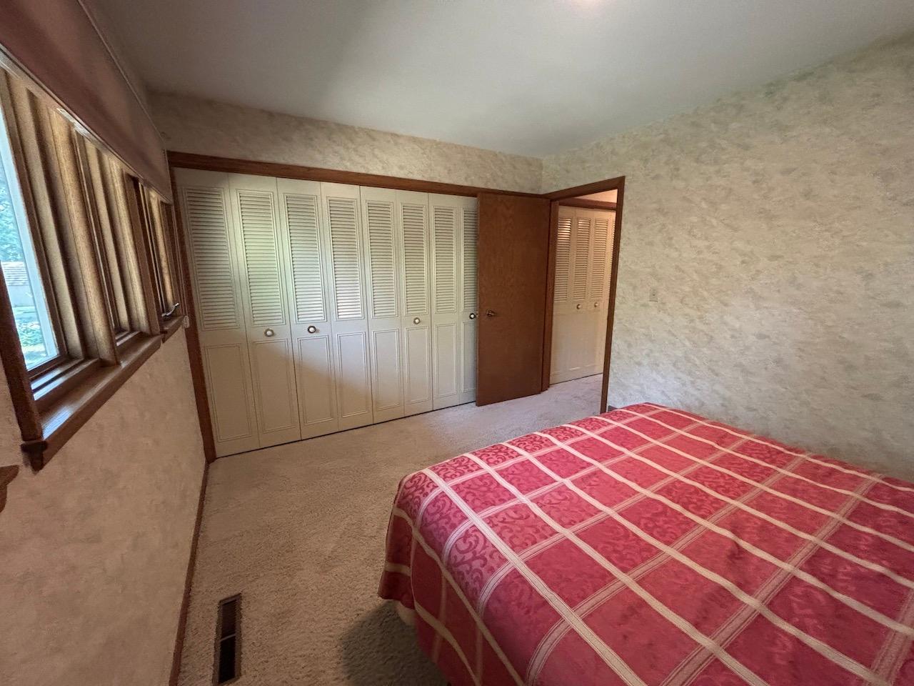 911 Oakmont Drive Property Photo 32