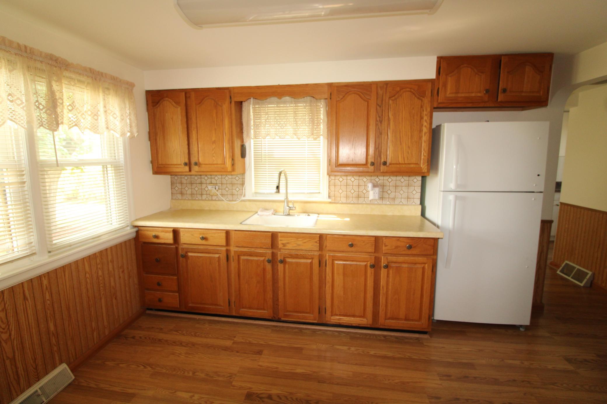 6300 60th Avenue N Property Photo 7