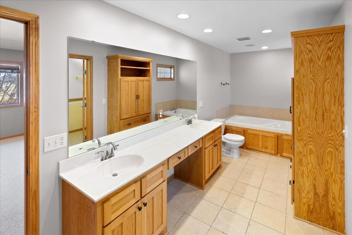 1255 Irvine Drive Property Photo 8