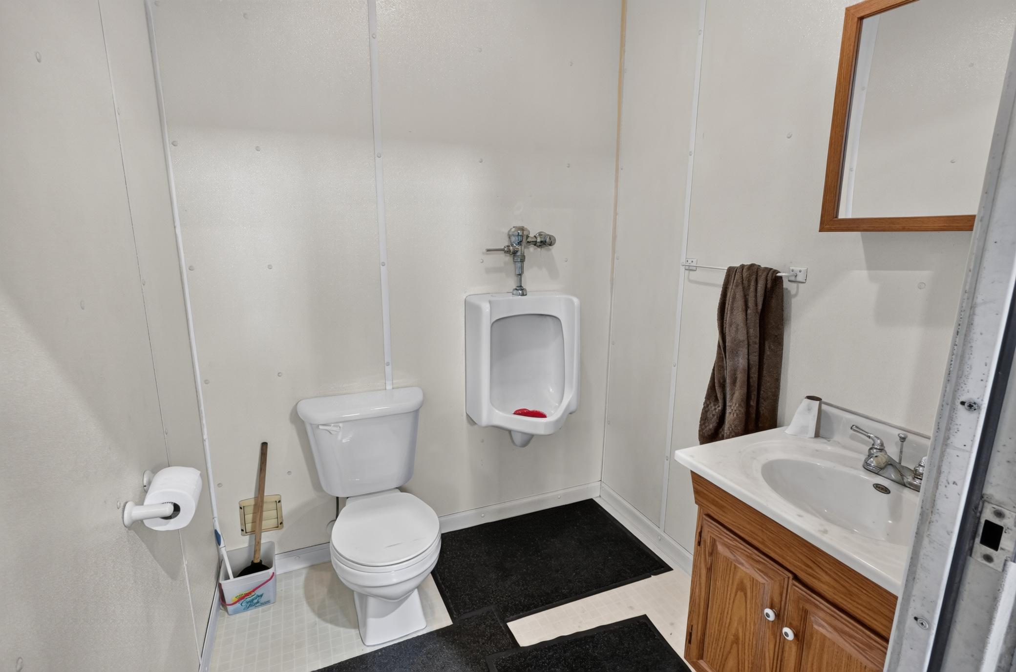 43553 State Highway 28 Property Photo 75