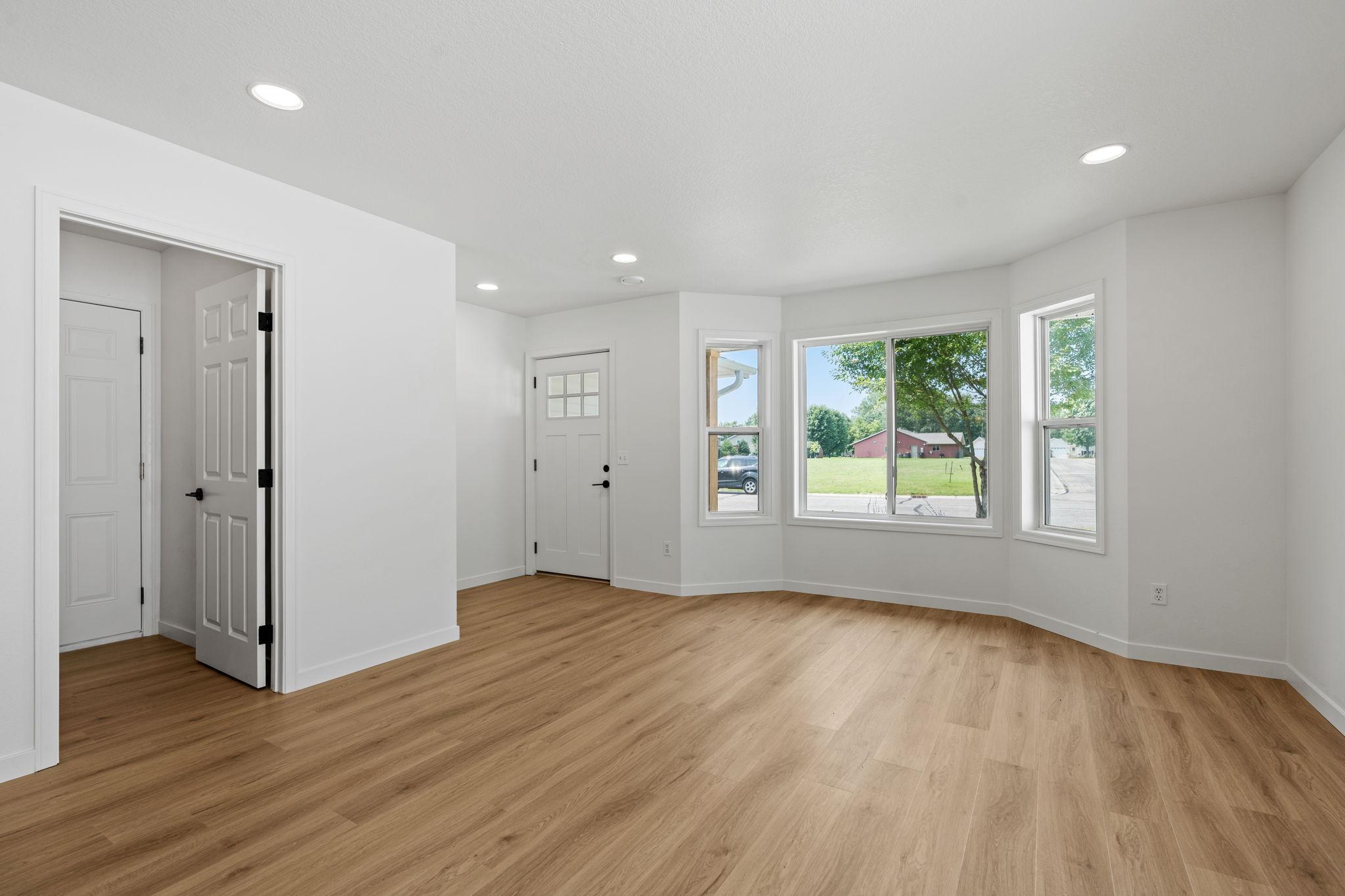 620 Meadowlark Lane Property Photo 15