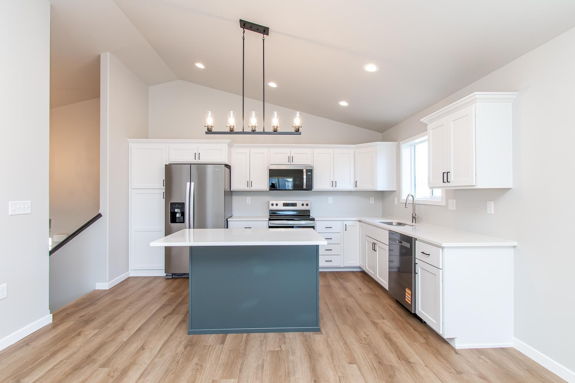 6796 Deer Creek Parkway Property Photo 4