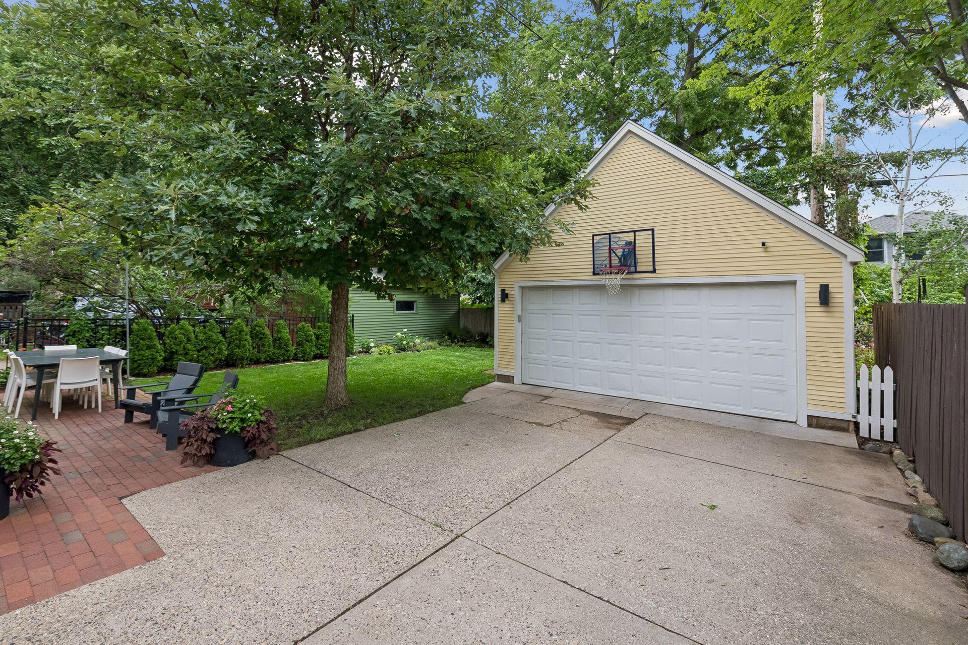 4229 Aldrich Avenue S Property Photo 59