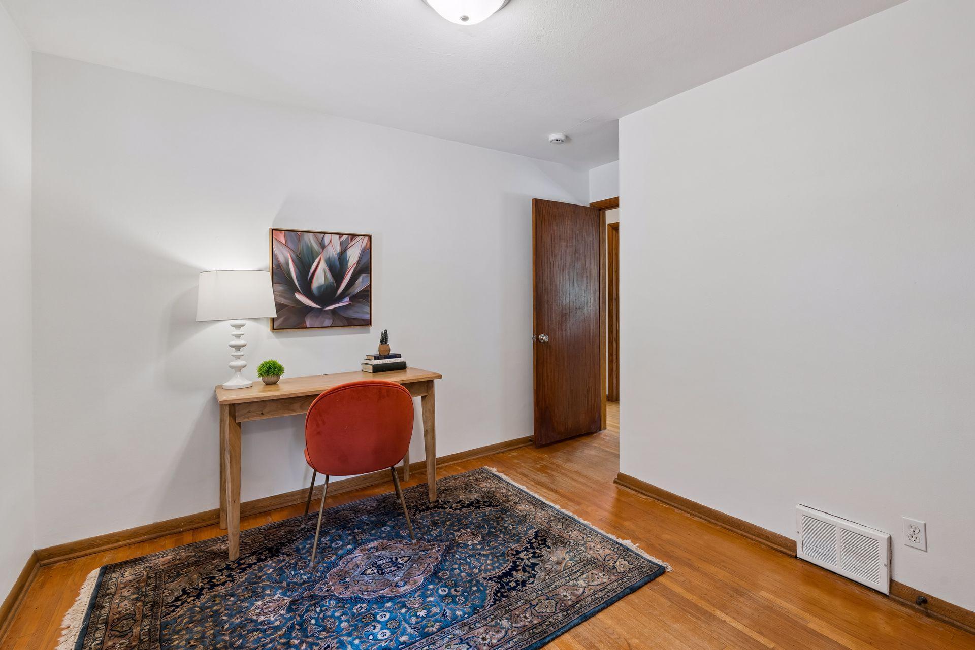 9235 Queen Avenue S Property Photo 15