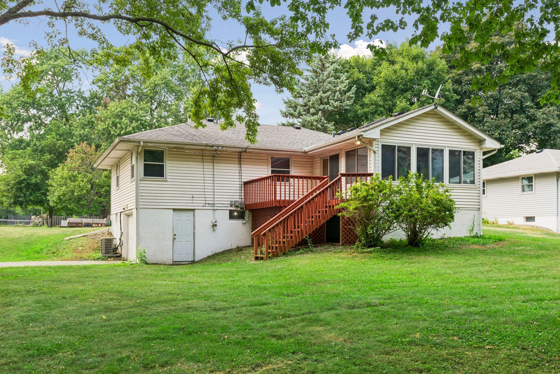 9235 Queen Avenue S Property Photo 29