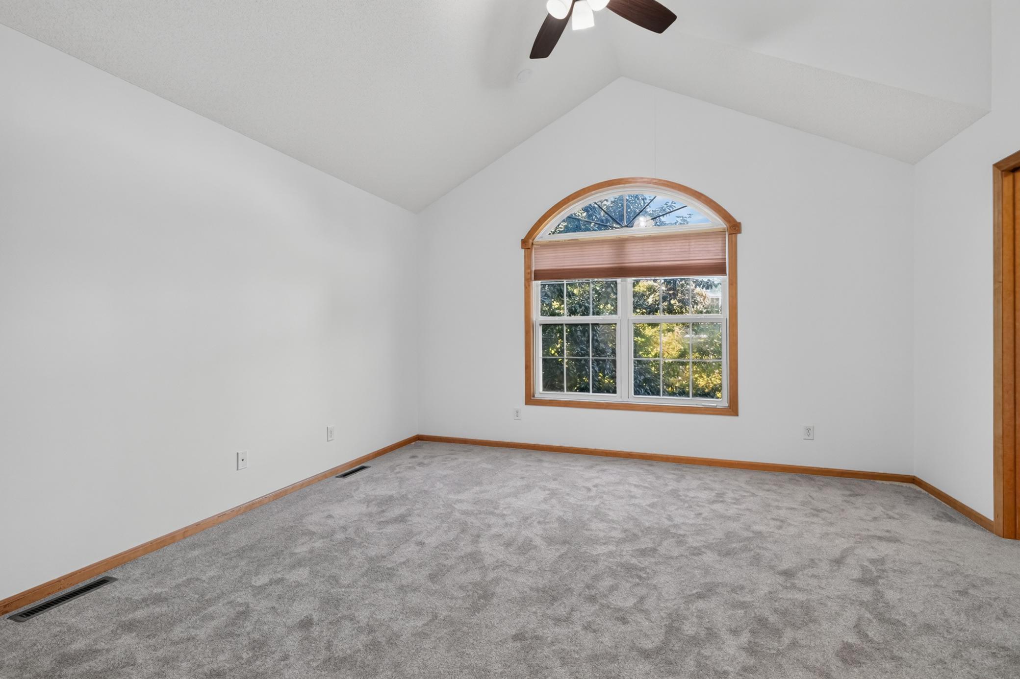 10008 Iris Lane Property Photo 17
