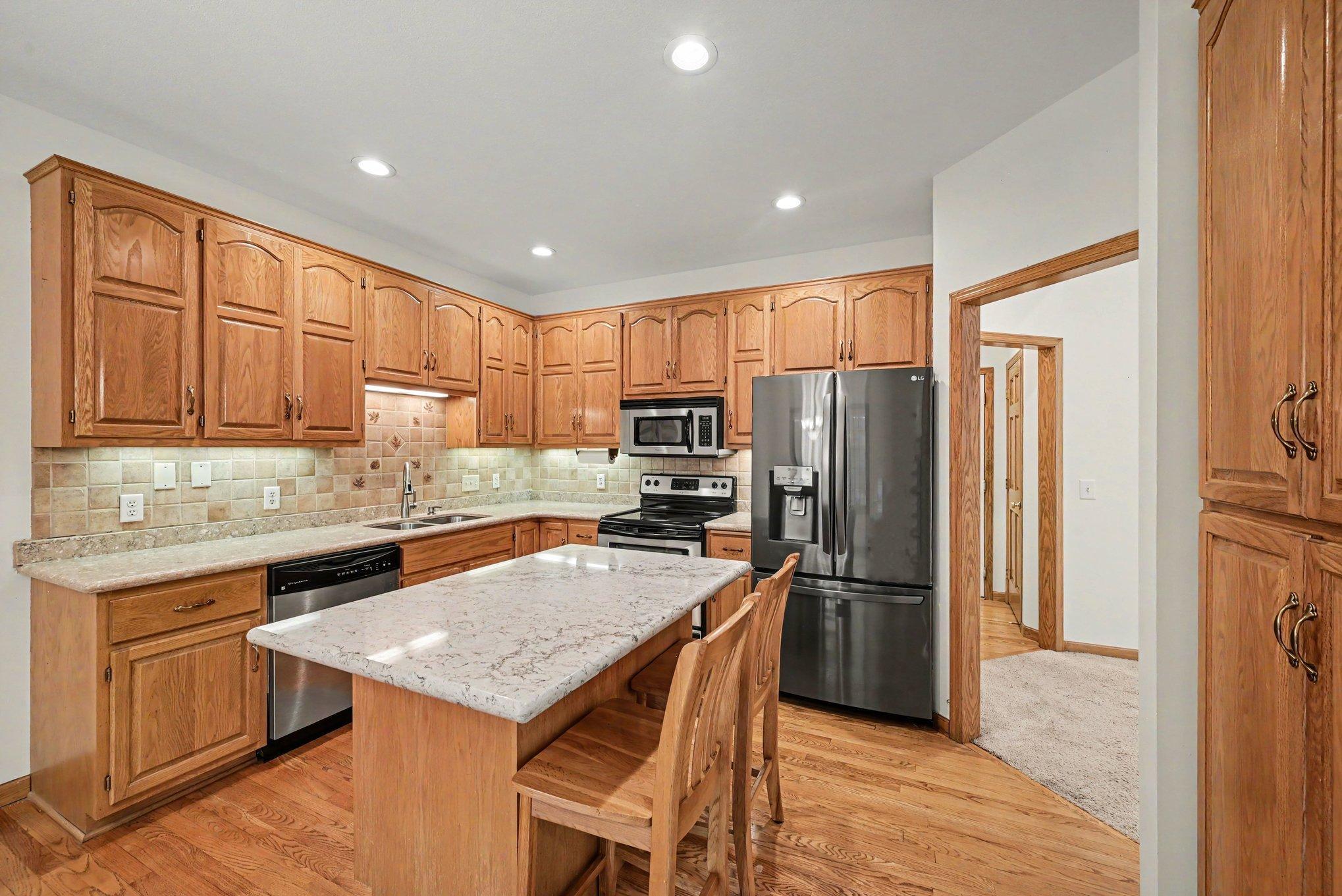 12999 Garvin Brook Lane Property Photo 3