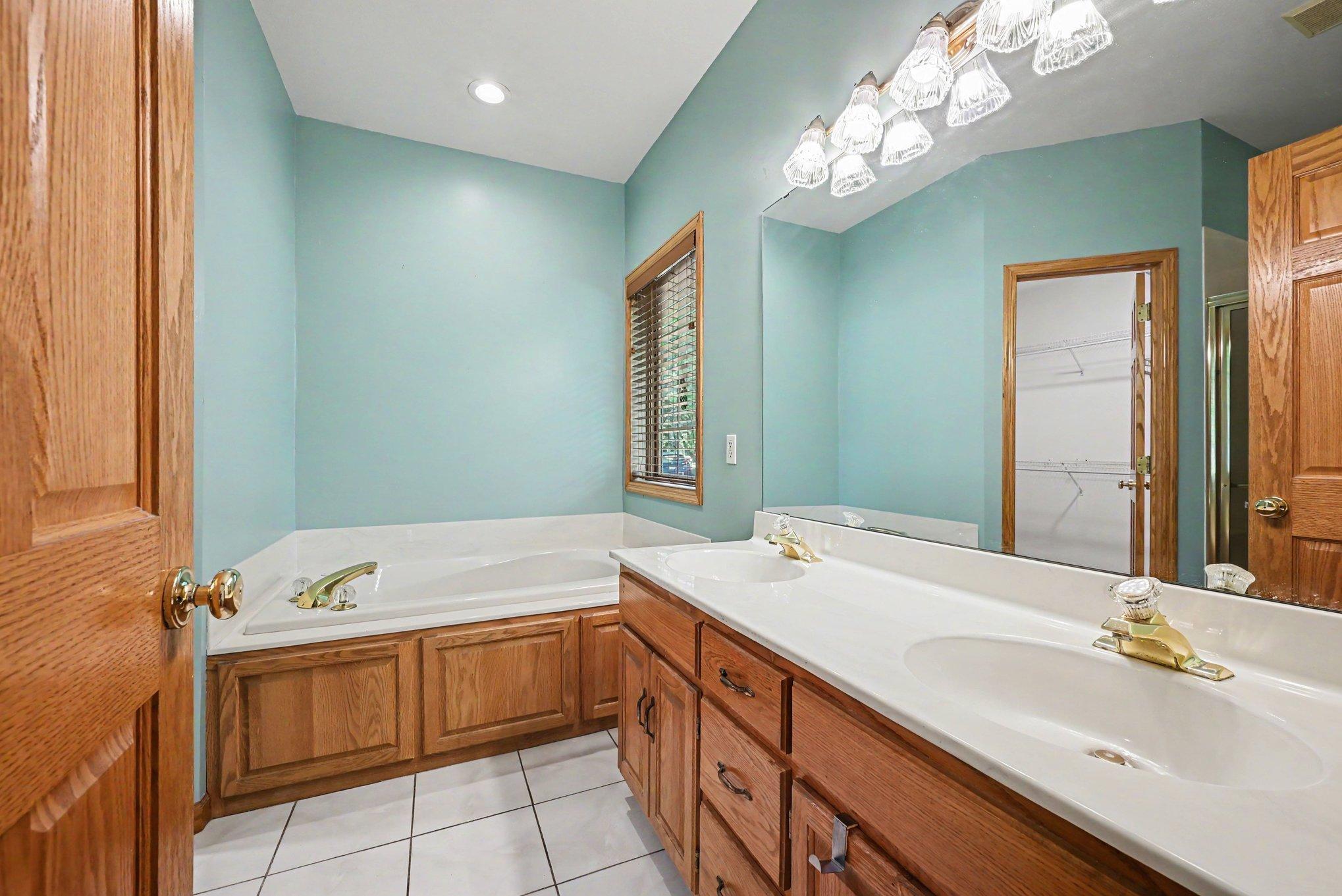 12999 Garvin Brook Lane Property Photo 8