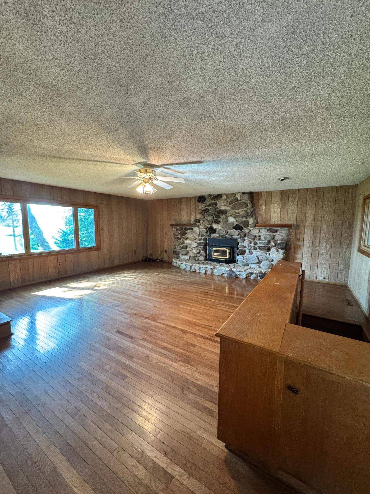 6906 38th Avenue Se Property Photo 8