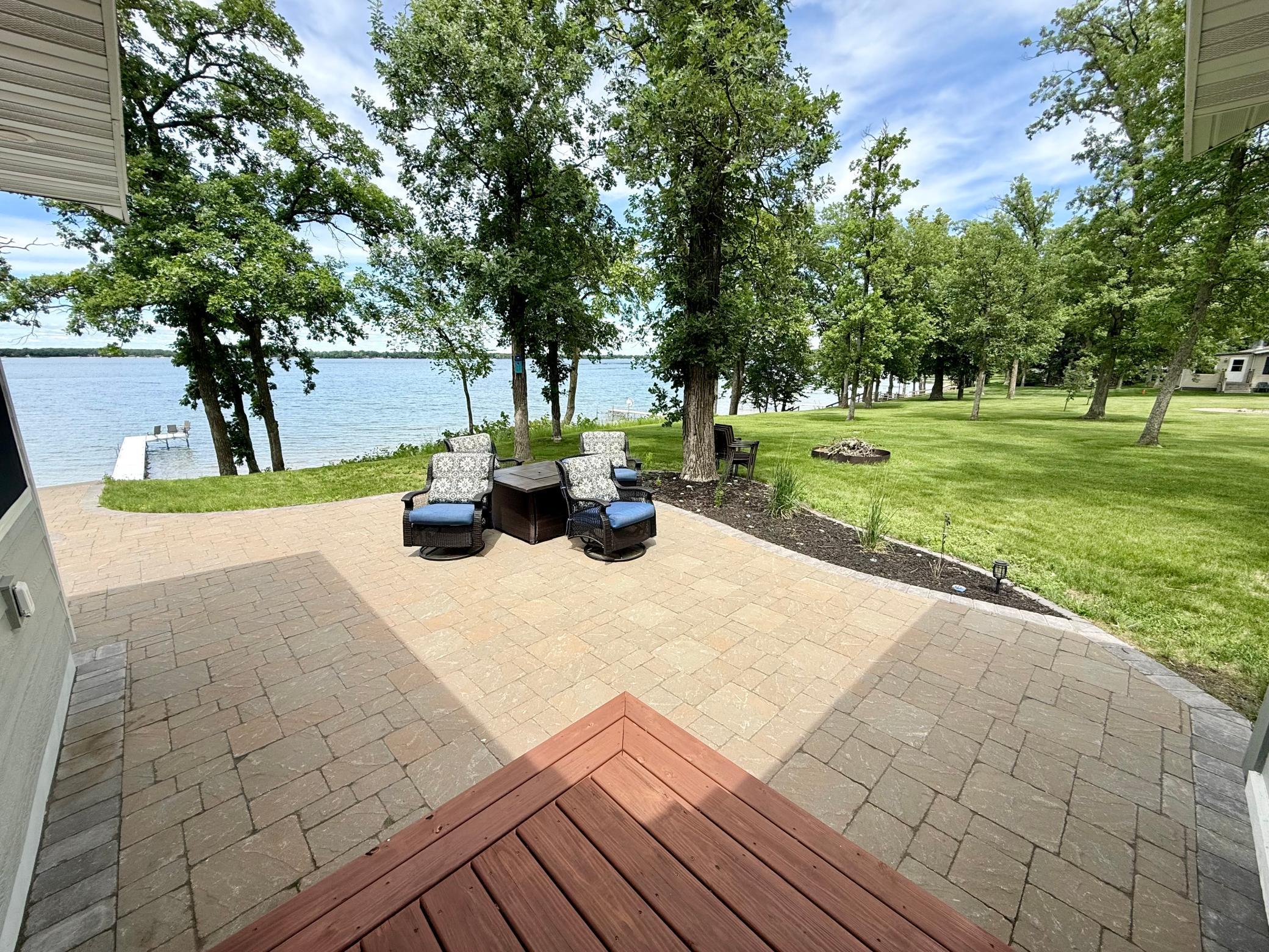 45325 Lamplight Drive Property Photo 7