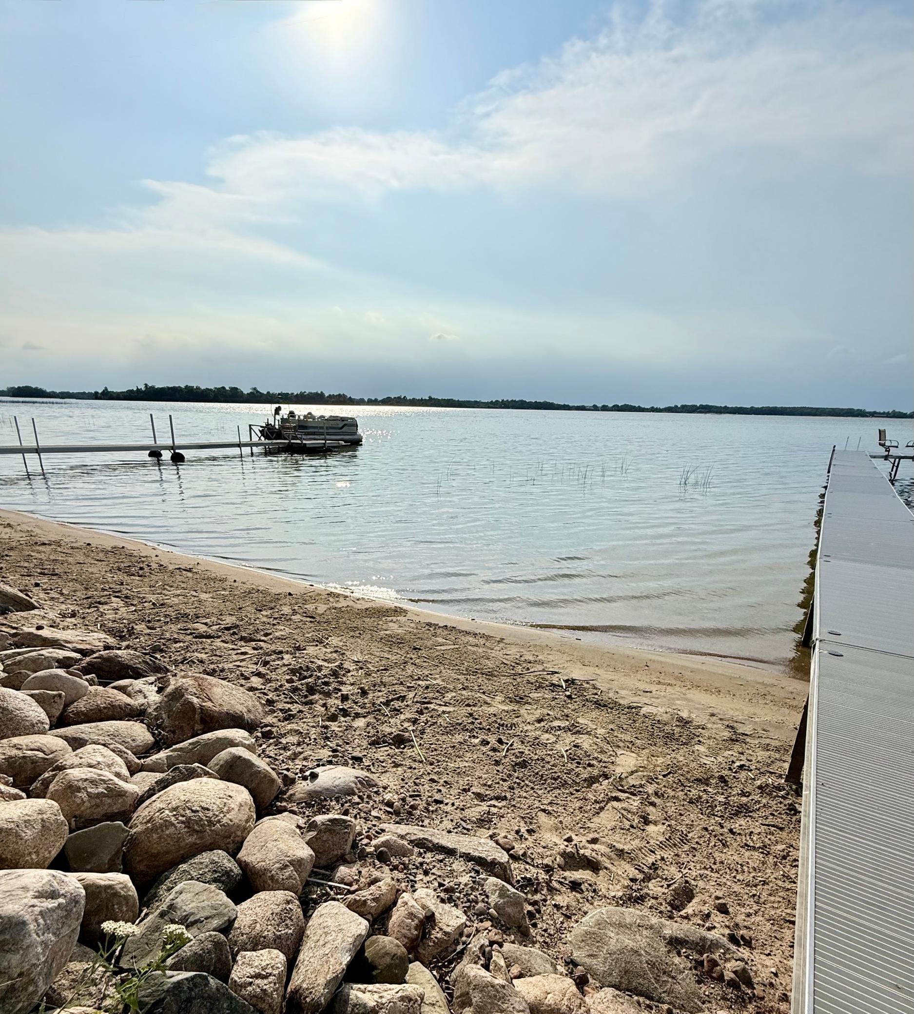 45325 Lamplight Drive Property Photo 14