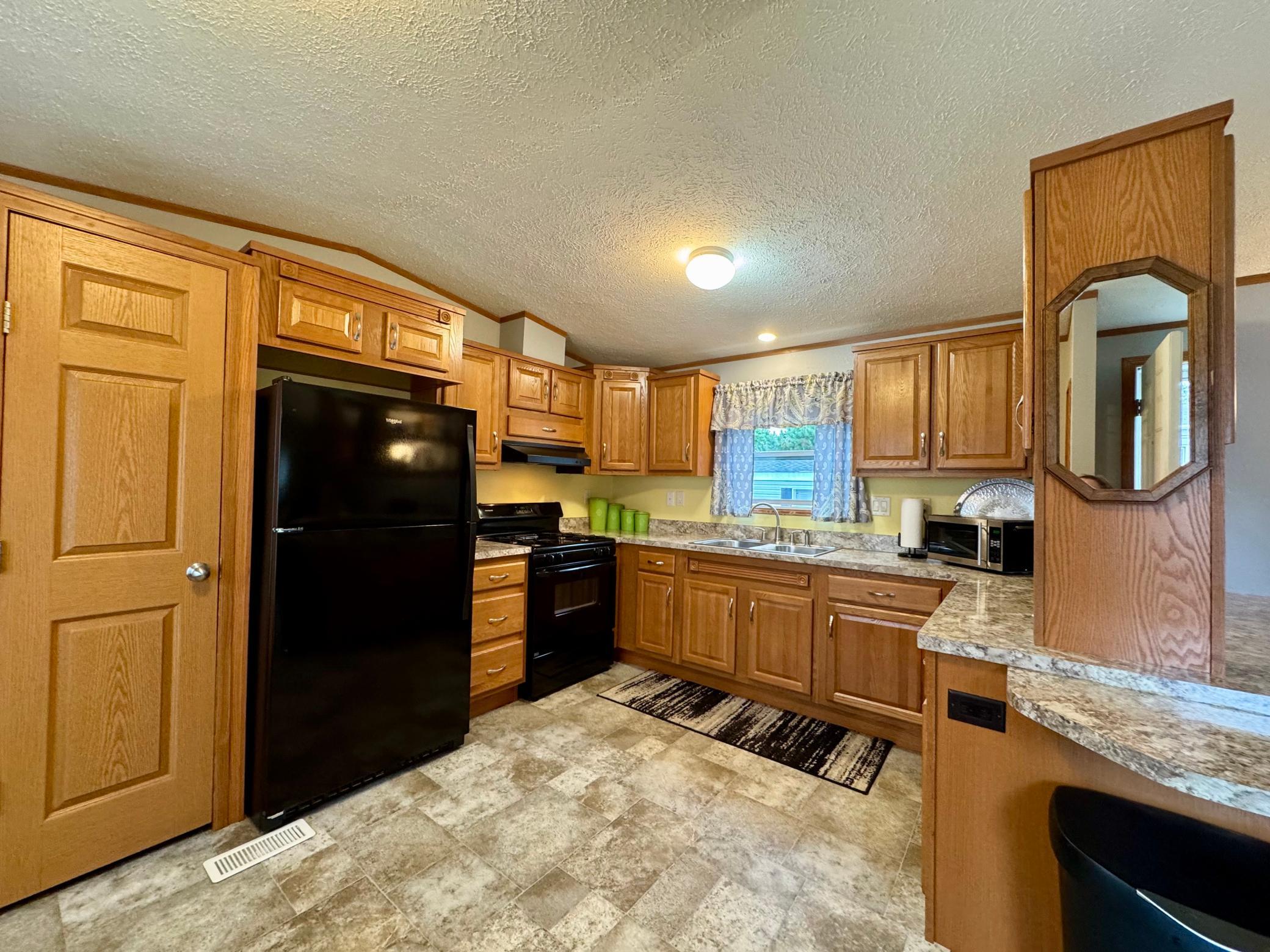 27 Hillside Terrace Property Photo 10